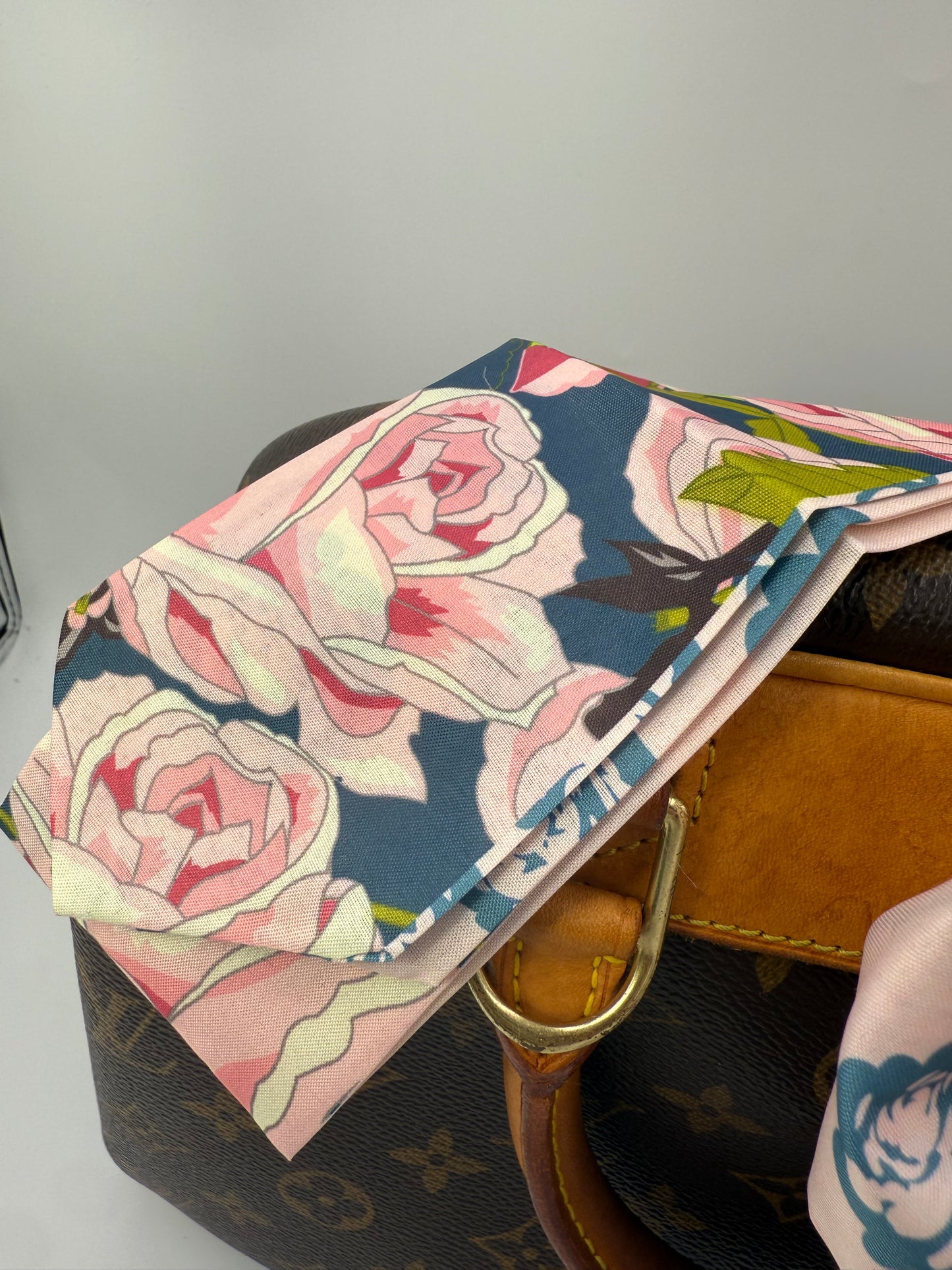 UNBRANDED Pink And Blue Floral Two Sided Twilly Pair NEW WITH TAGS