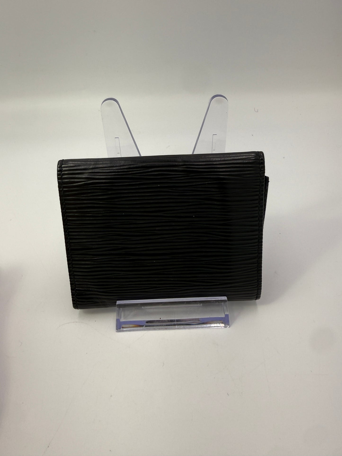 RESERVED FOR BUBBLES Louis Vuitton Black Epi Leather Compact Wallet CA1000