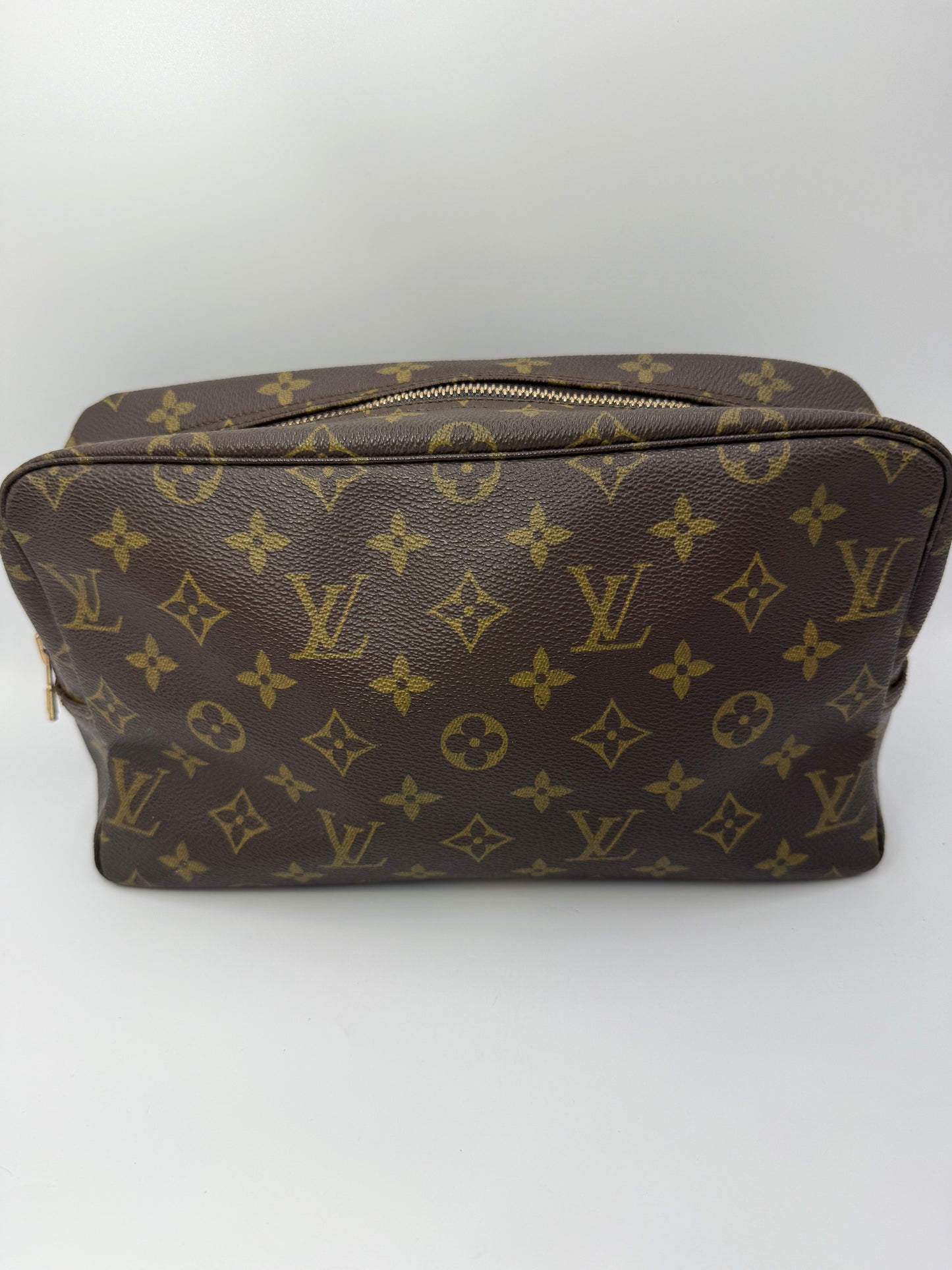 Louis Vuitton Monogram Coated Canvas Toiletry 28 cm