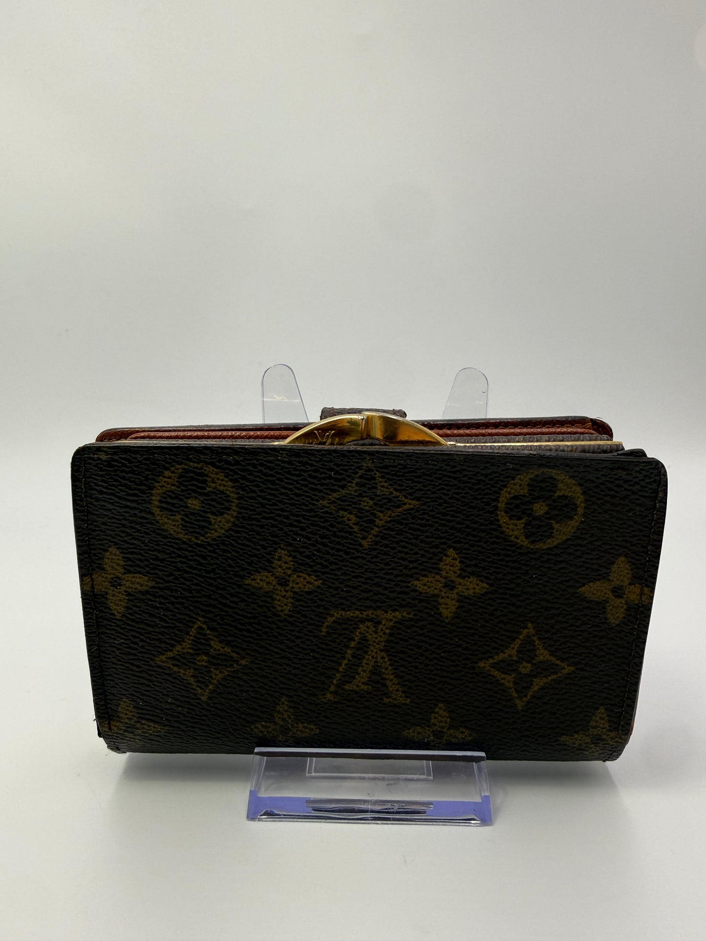 Louis Vuitton Monogram Coated Canvas Kisslock Wallet TH0022