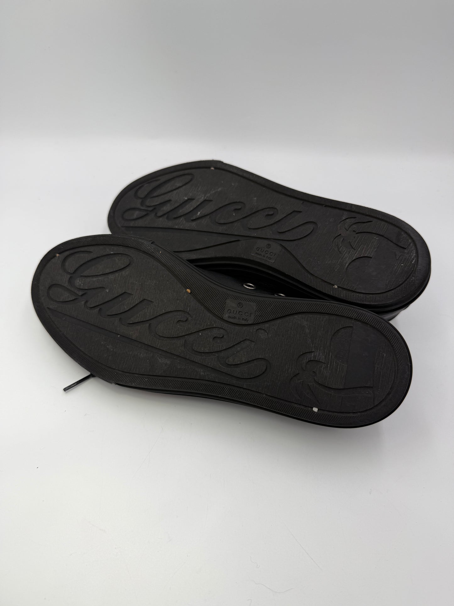 Gucci Black Leather Low Top Sneakers