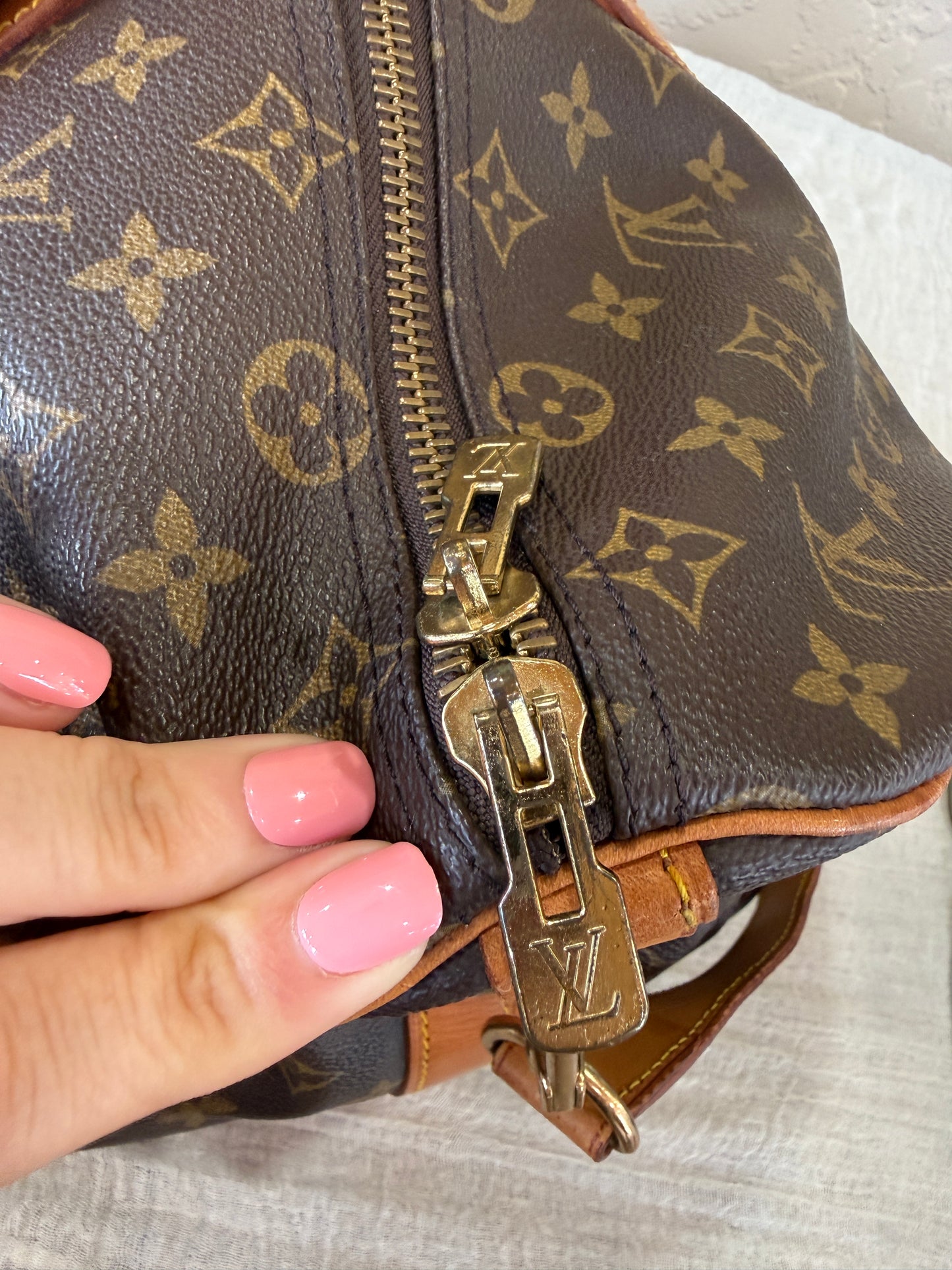 Louis Vuitton Vintage Monogram Keepall 45 cm Bandouliere Travel Bag with COA
