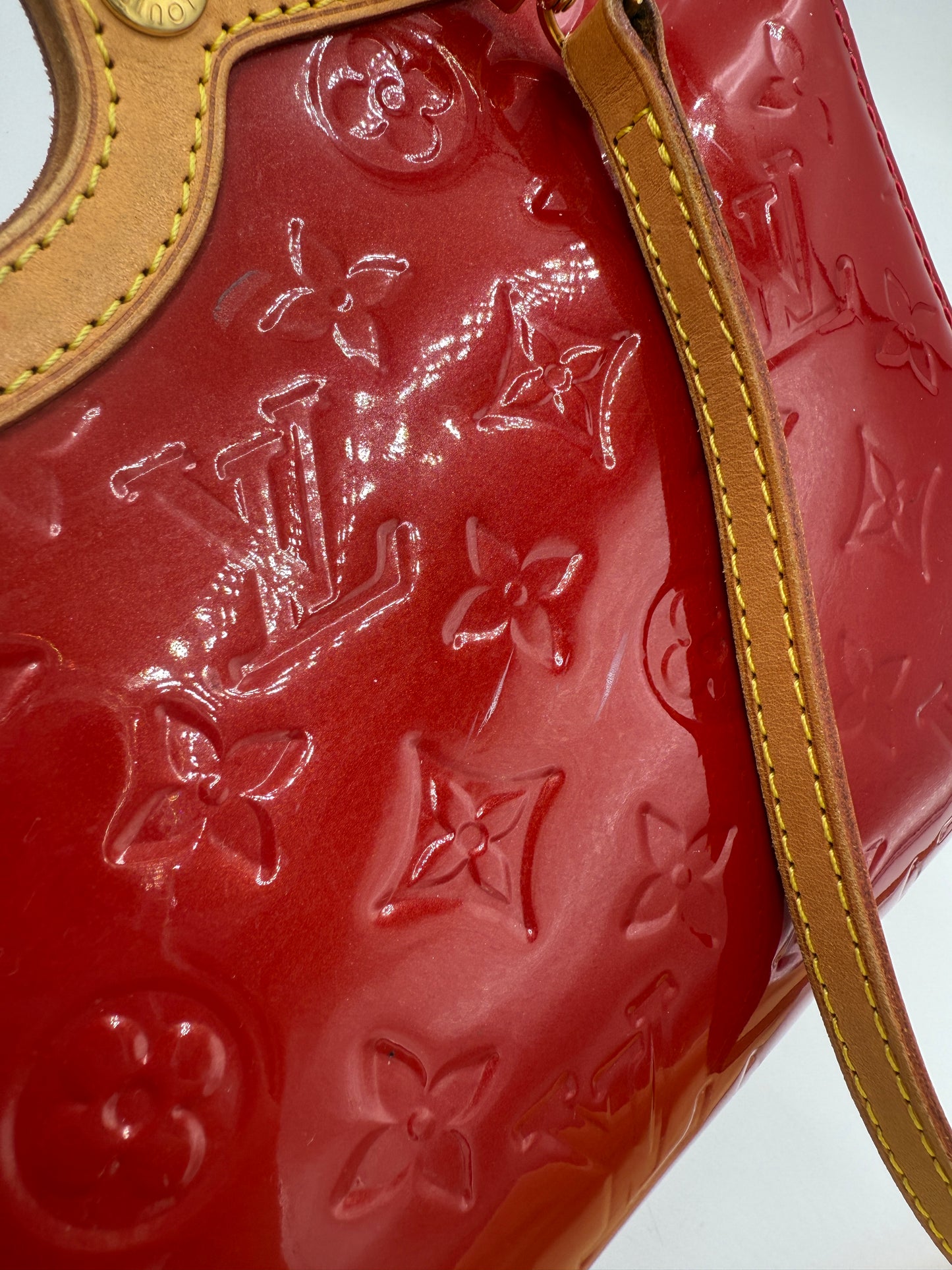 Louis Vuitton Red Vernis Patent Leather Crossbody SR0121