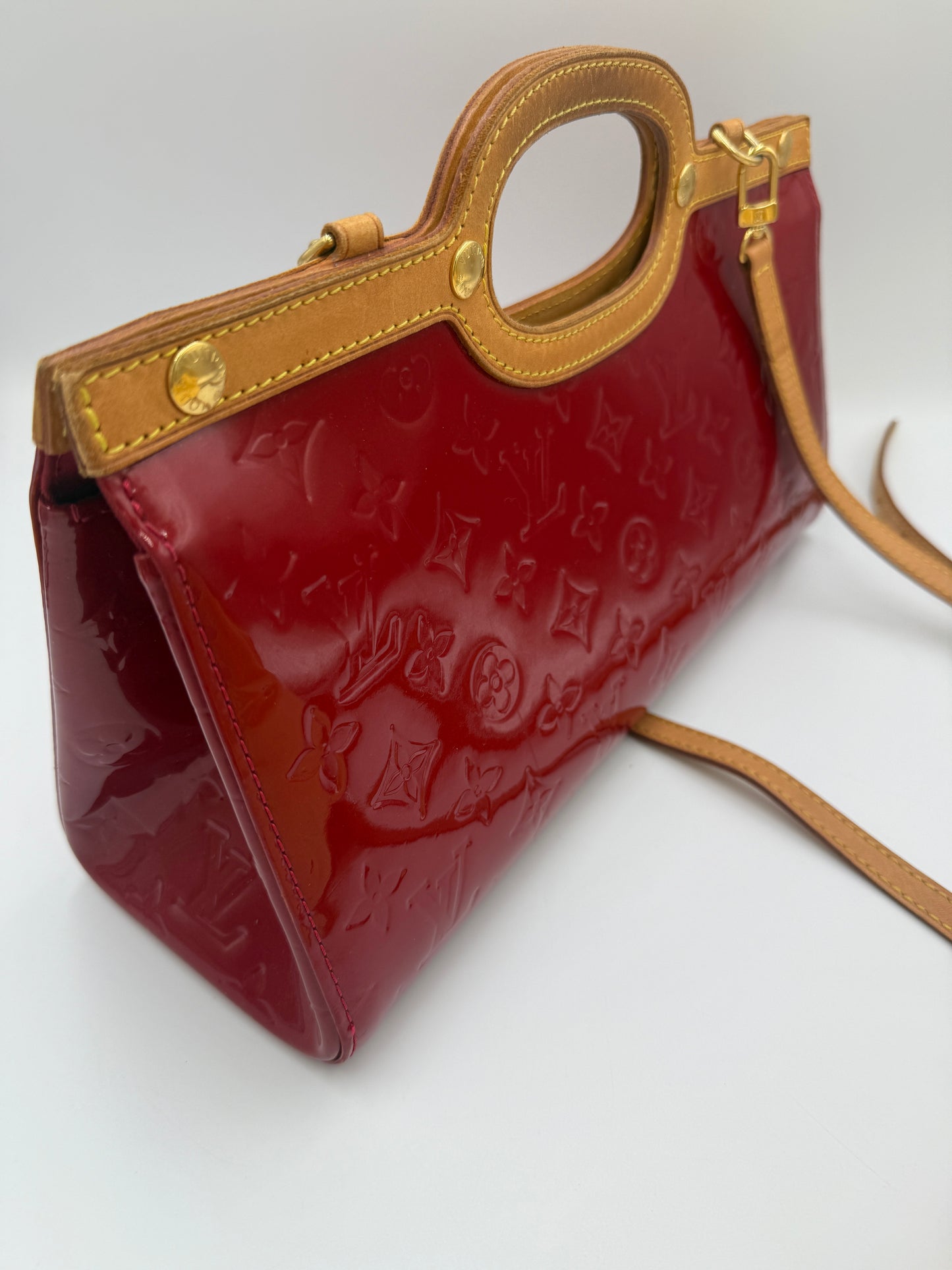 Louis Vuitton Red Vernis Patent Leather Crossbody SR0121