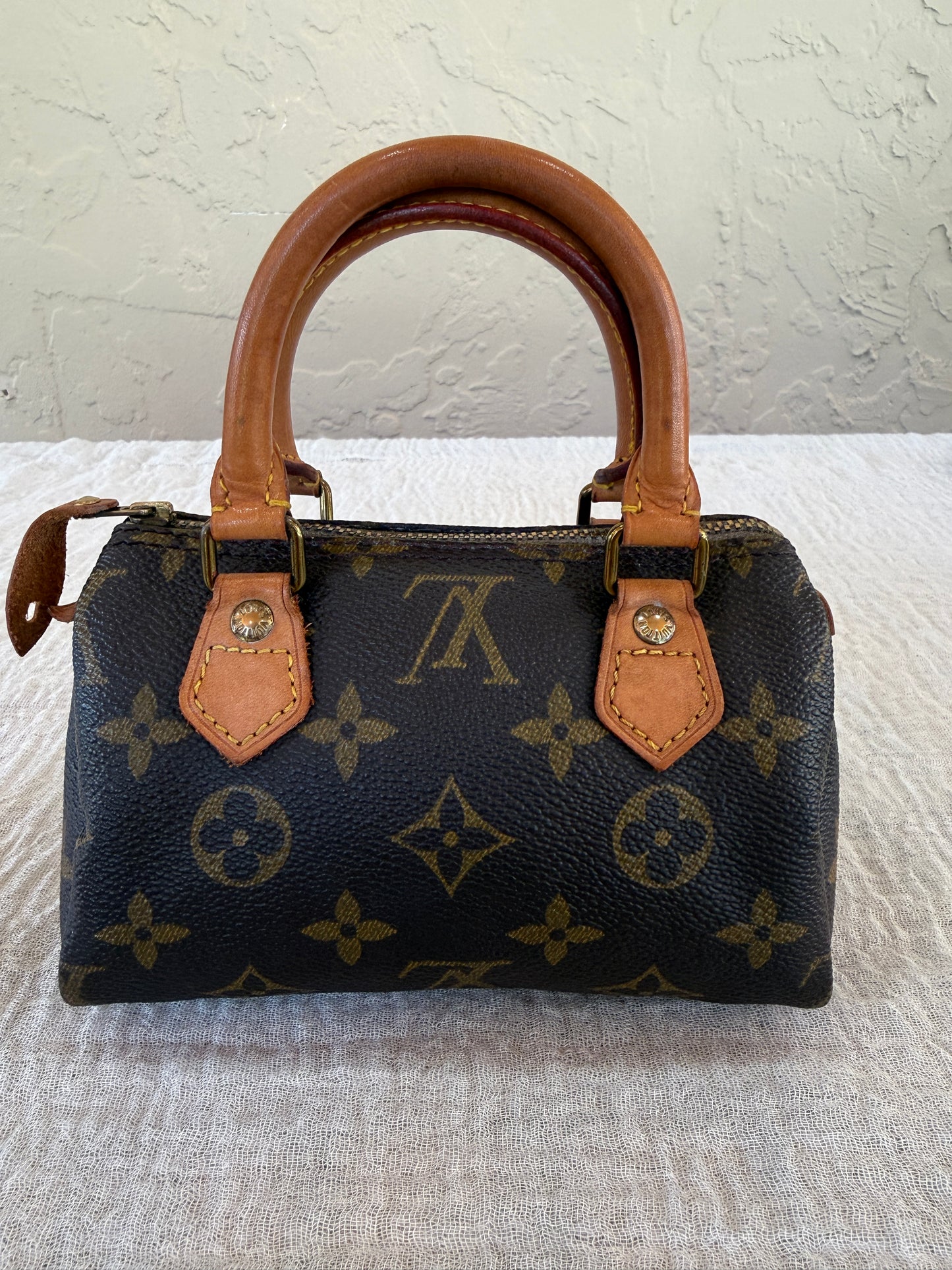 Louis Vuitton Mini Speedy With Unbranded Chain and Charm