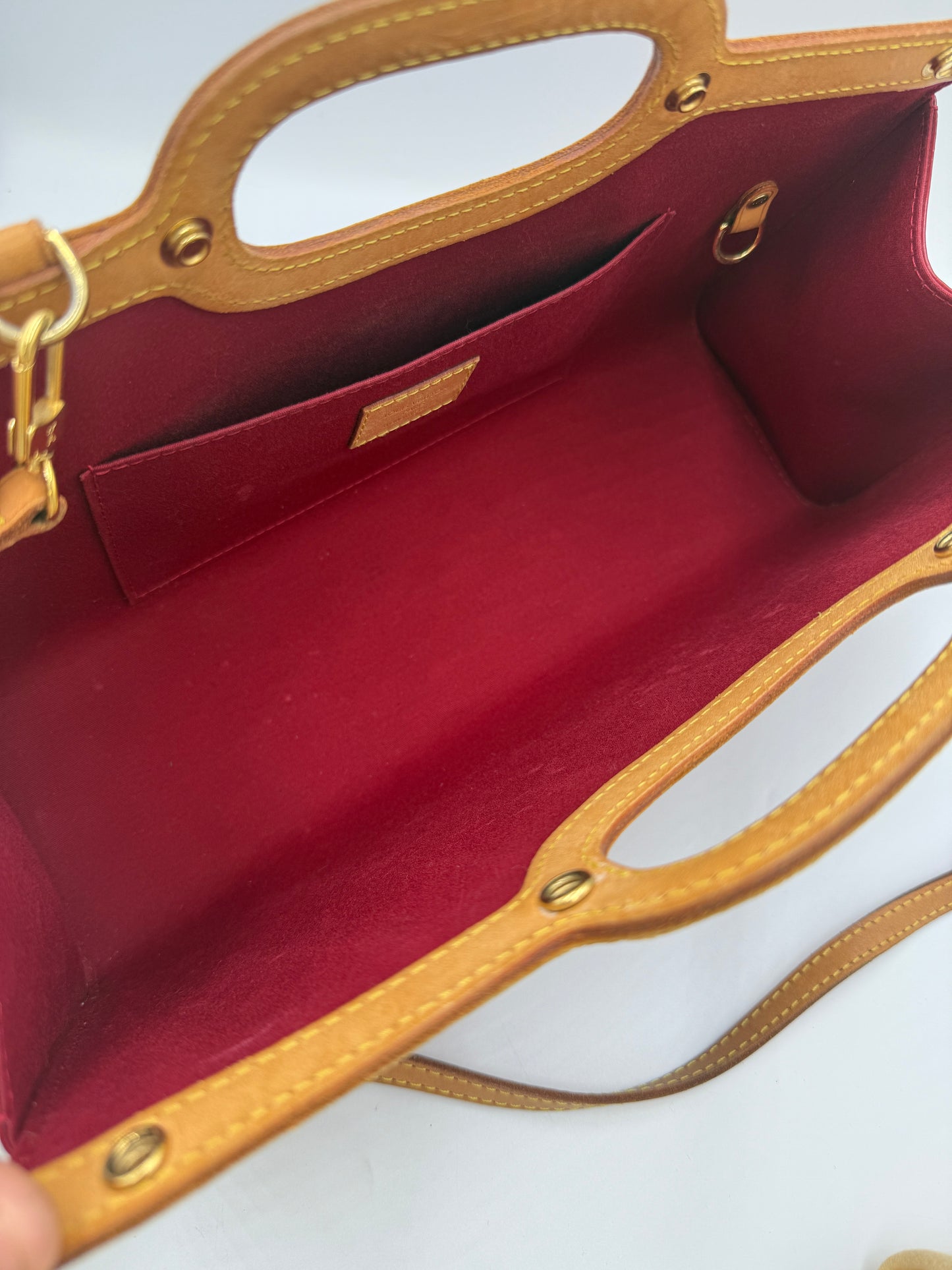 Louis Vuitton Red Vernis Patent Leather Crossbody SR0121