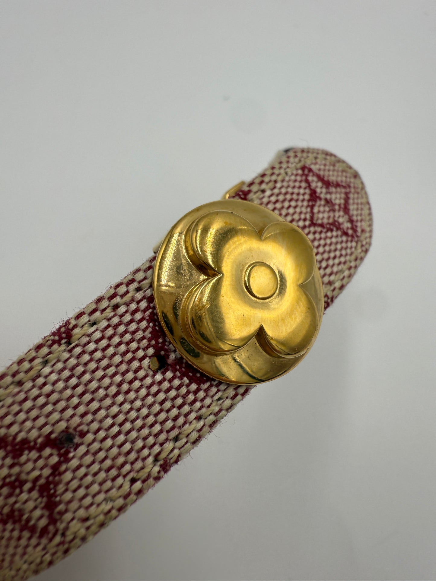 Louis Vuitton Cherry Mini Lin Bracelet SN0052