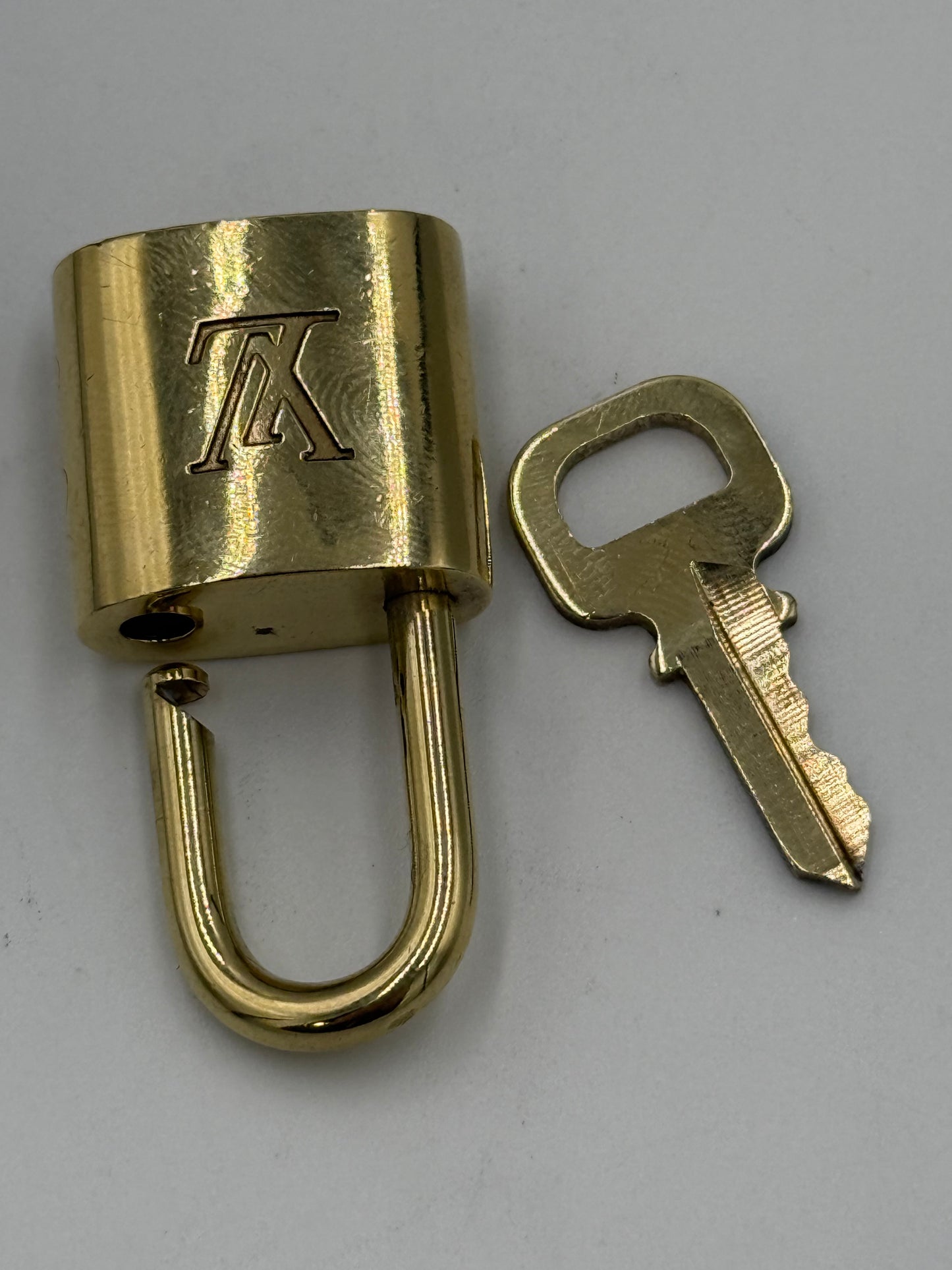 Louis Vuitton Gold Tone Brass Lock and Key 302
