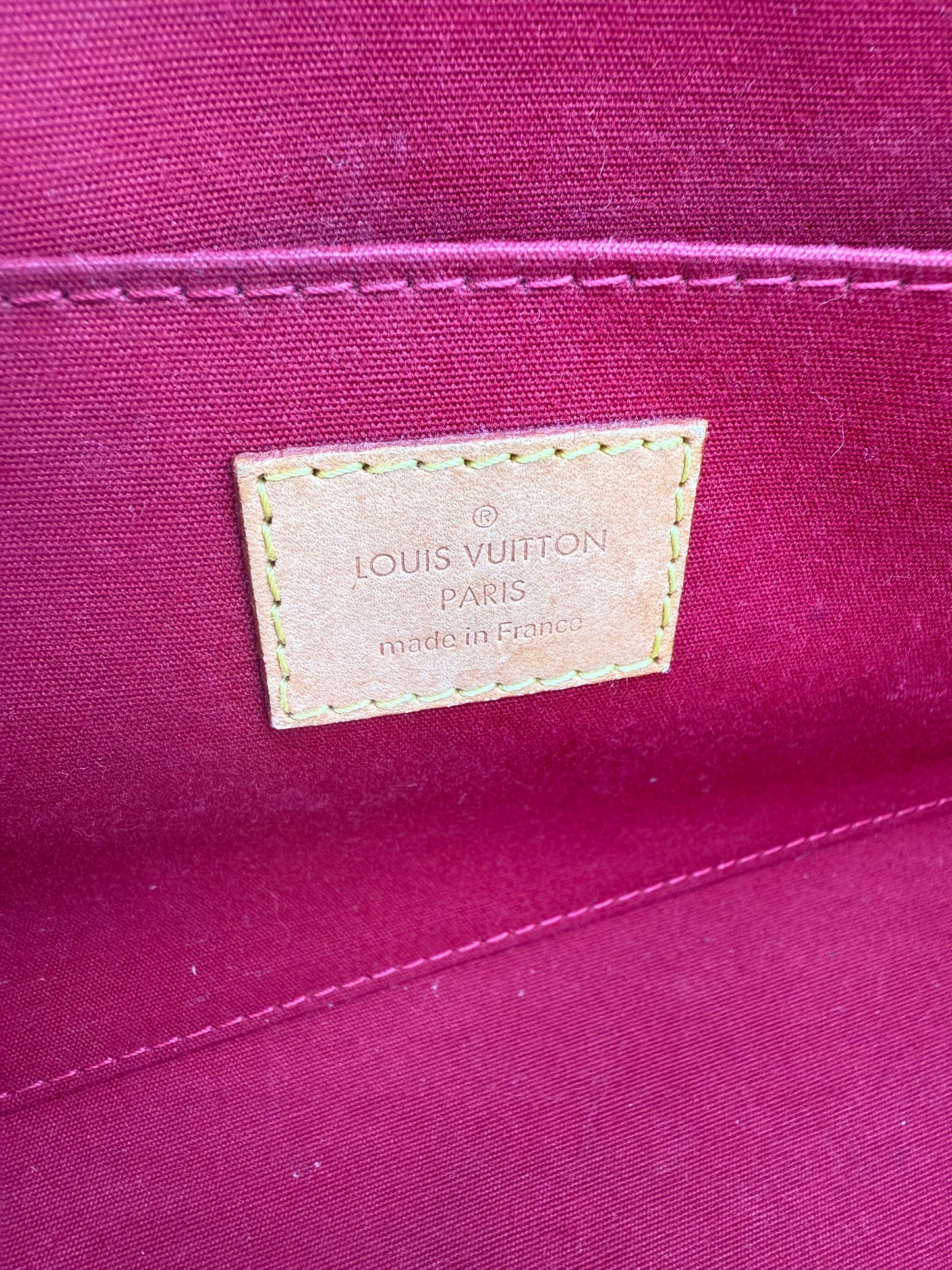 Louis Vuitton Red Vernis Patent Leather Crossbody SR0121