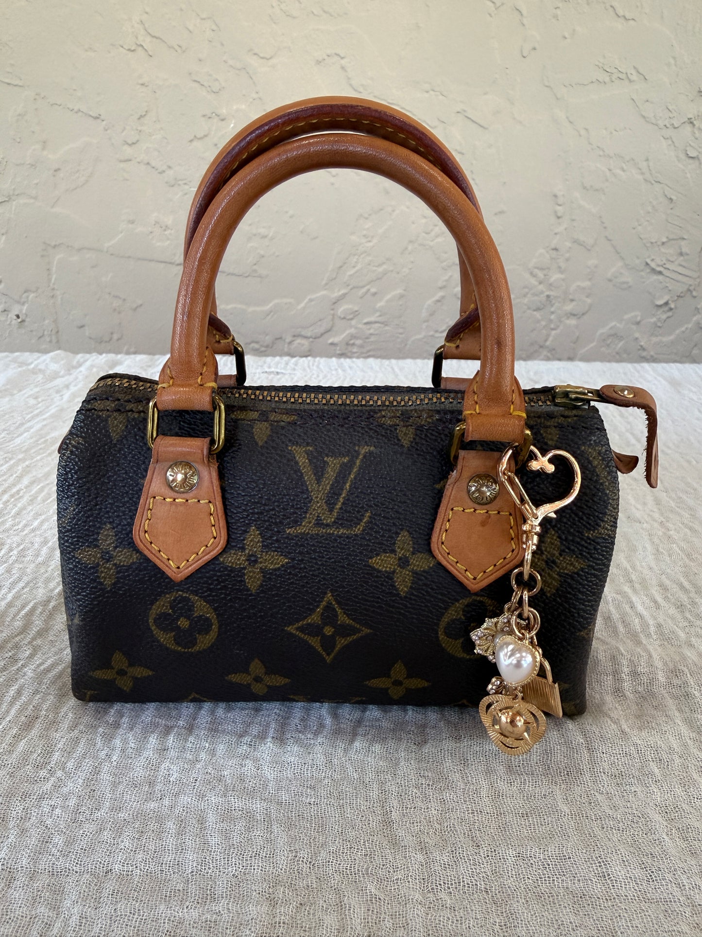 Louis Vuitton Mini Speedy With Unbranded Chain and Charm