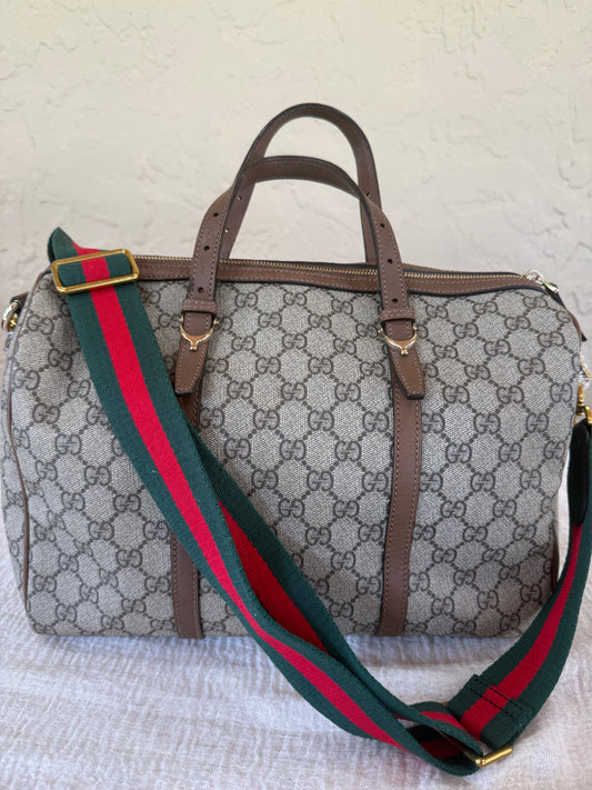 Gucci GG Supreme Canvas Boston Bag 33 cm With Unbranded Guitar Strap