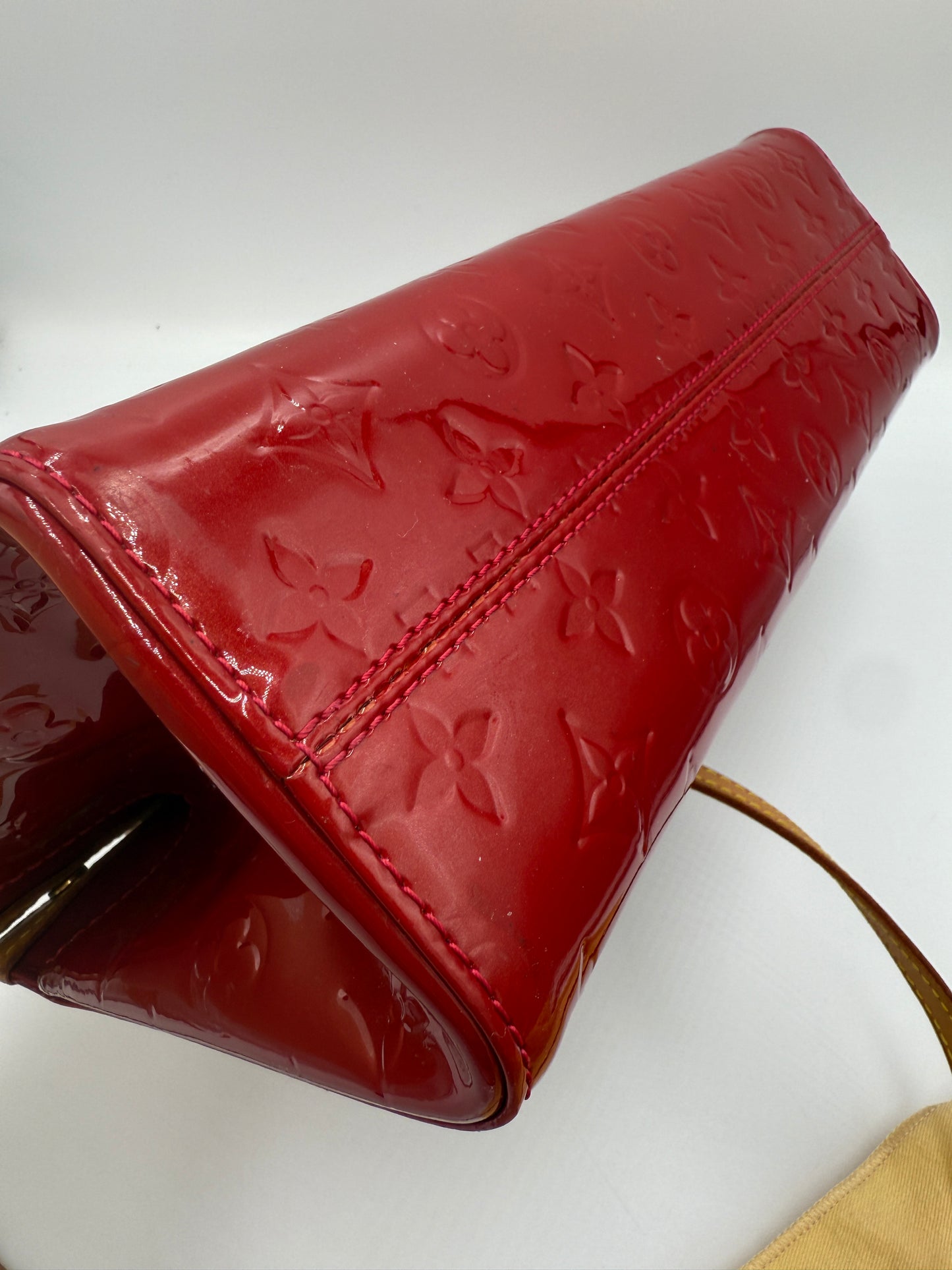 Louis Vuitton Red Vernis Patent Leather Crossbody SR0121