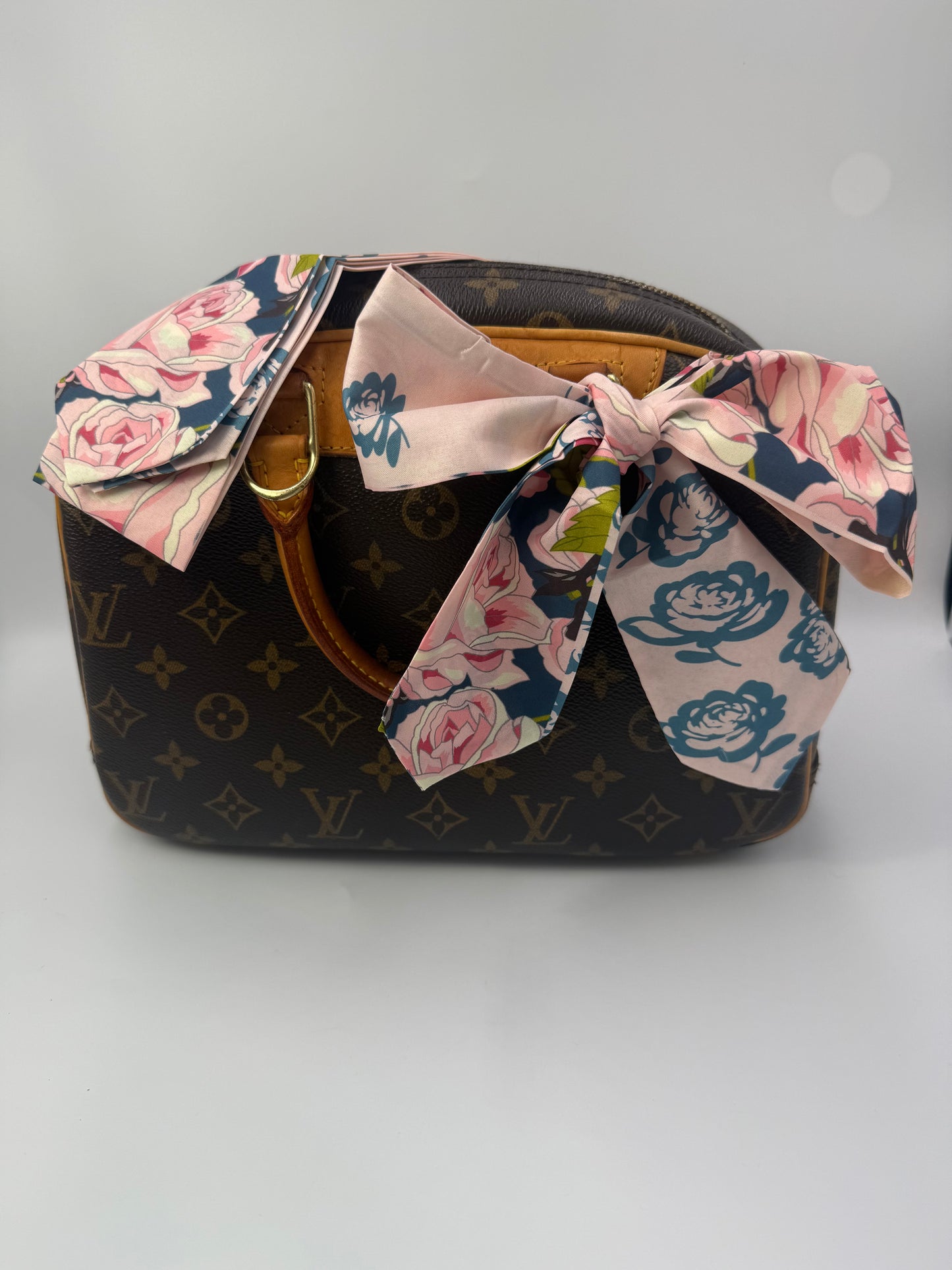 UNBRANDED Pink And Blue Floral Two Sided Twilly Pair NEW WITH TAGS