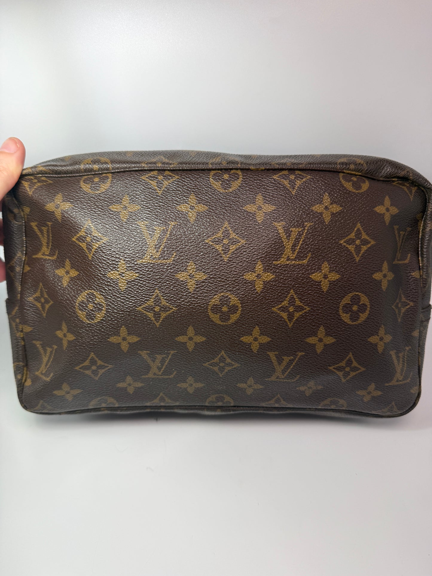 Louis Vuitton Monogram Coated Canvas Toiletry 28 cm 871 NO
