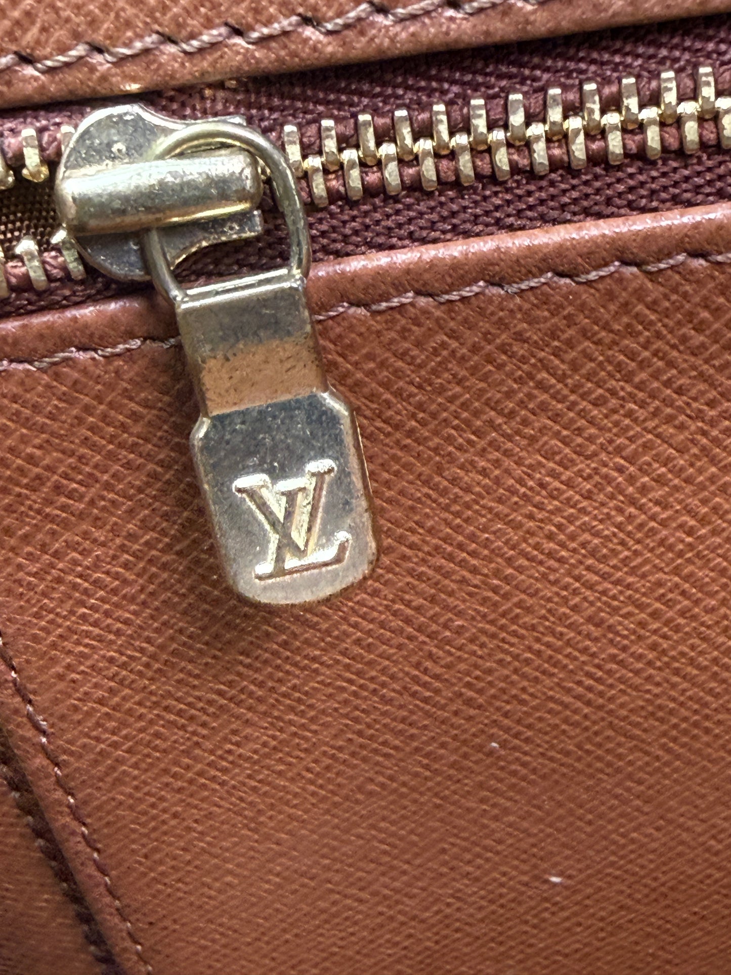 Louis Vuitton Vintage Monogram Coated Canvas Clutch TH8911