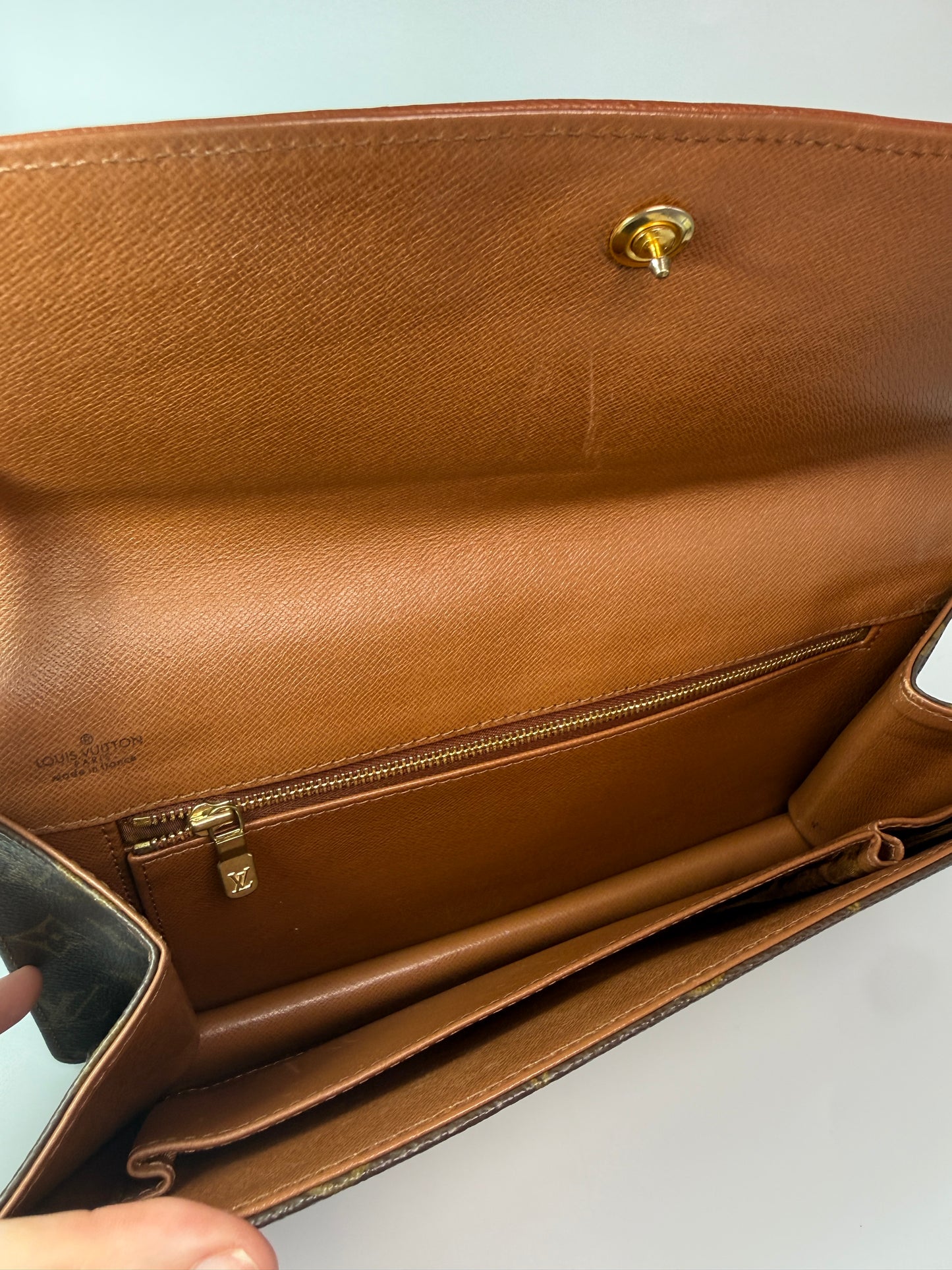 Louis Vuitton Vintage Monogram Coated Canvas Clutch TH8911
