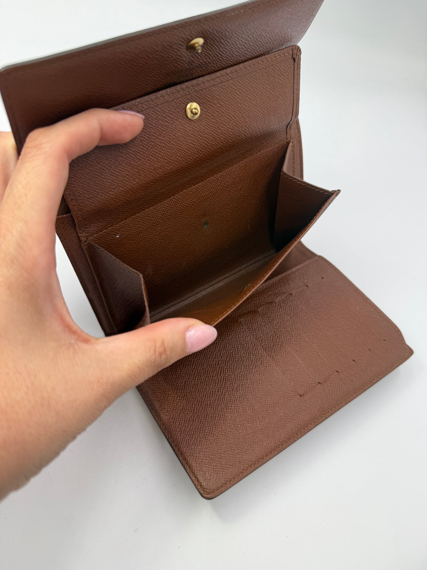 Louis Vuitton Monogram Compact International Wallet SP0036