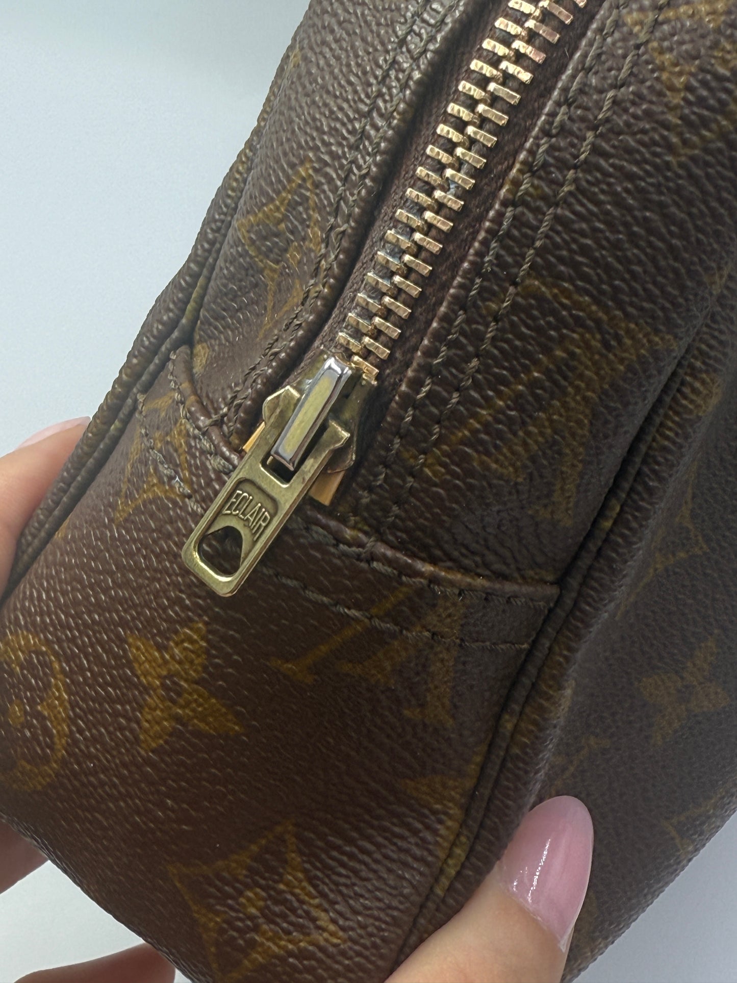 Louis Vuitton Monogram Coated Canvas Toiletry 28 cm