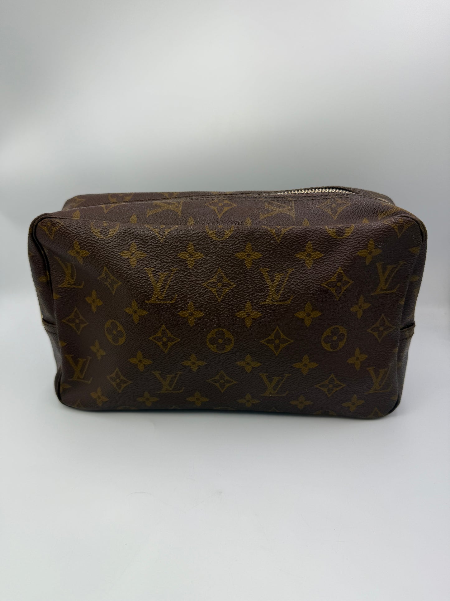 Louis Vuitton Monogram Coated Canvas Toiletry 28 cm