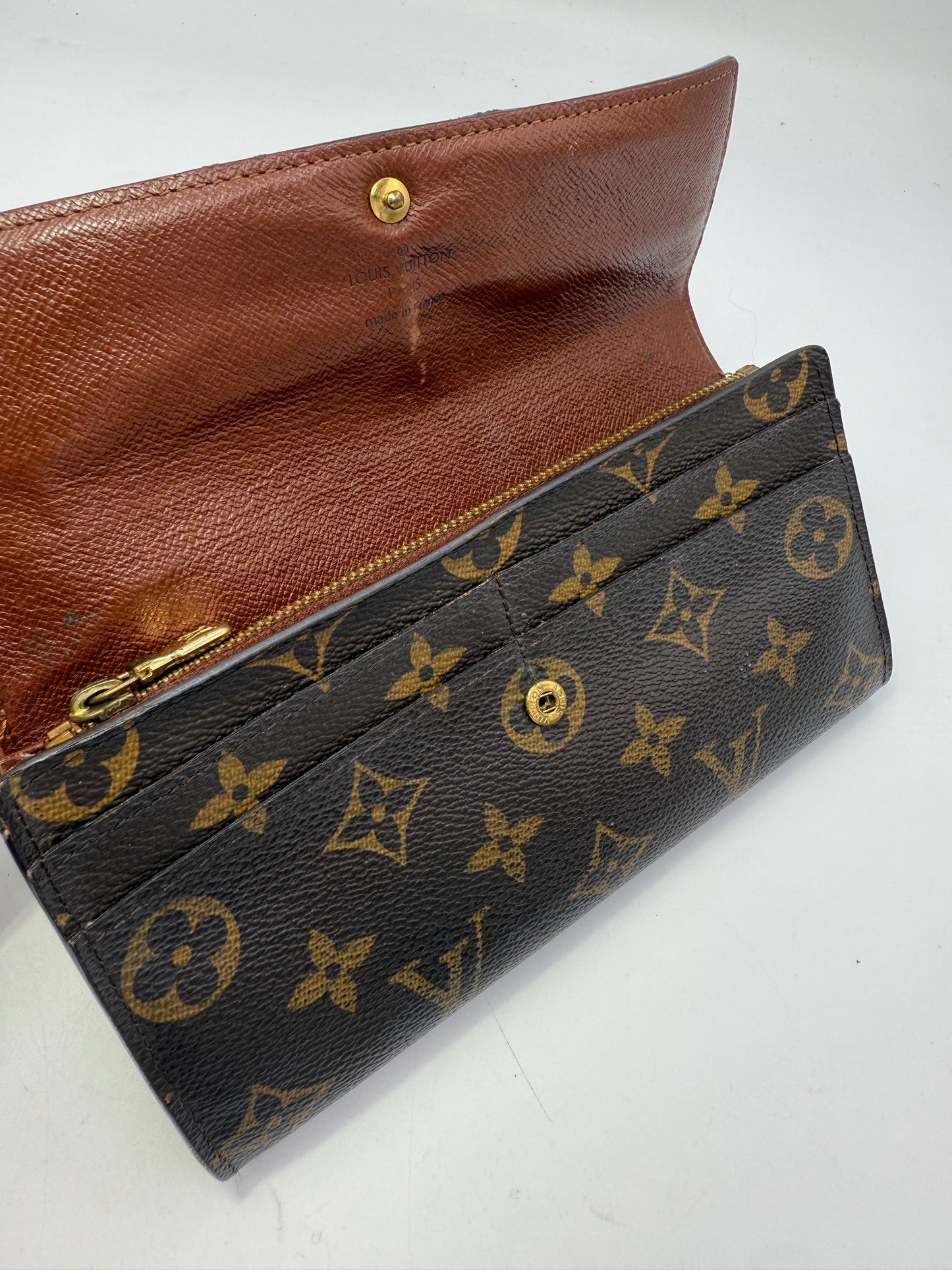 Louis Vuitton Monogram Sarah Wallet CT0057
