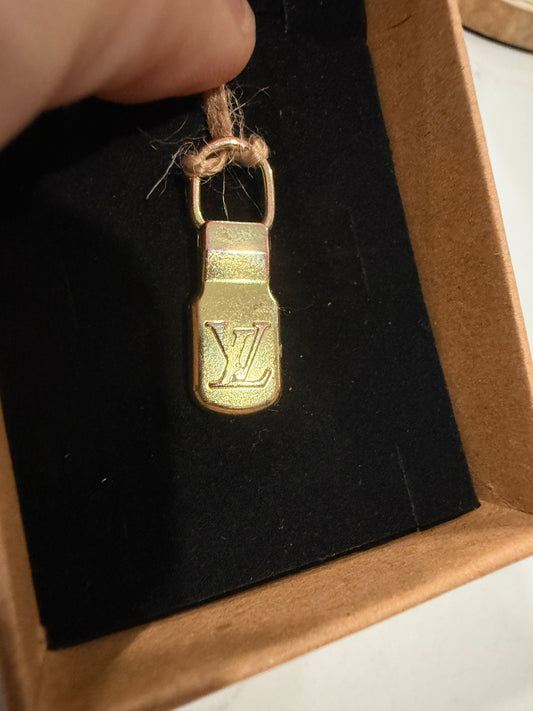 Authentic Louis Vuitton Gold Tone Brass Zipper Pull