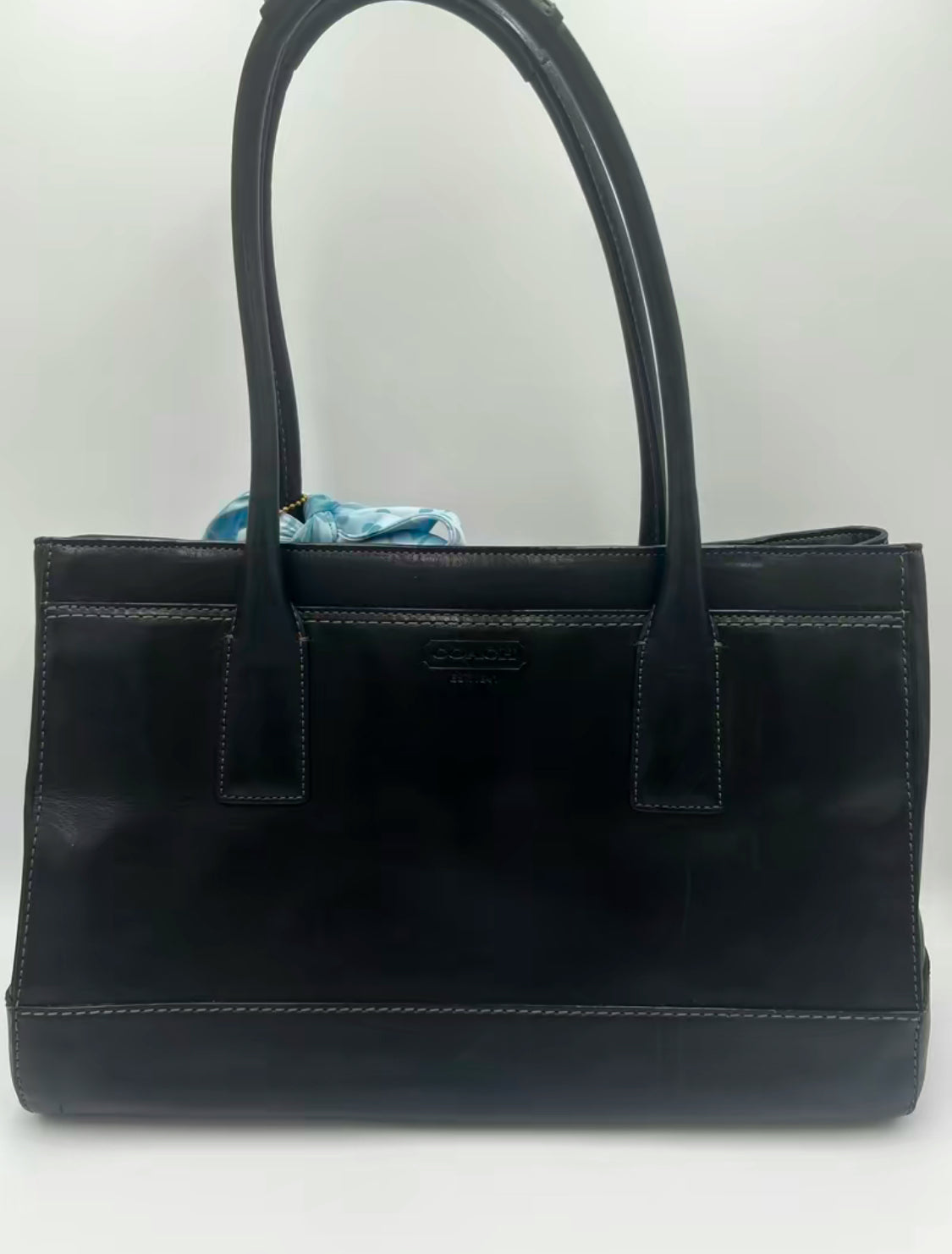Coach Black Leather Zippered Shoulder Bag w/Branded Twilly