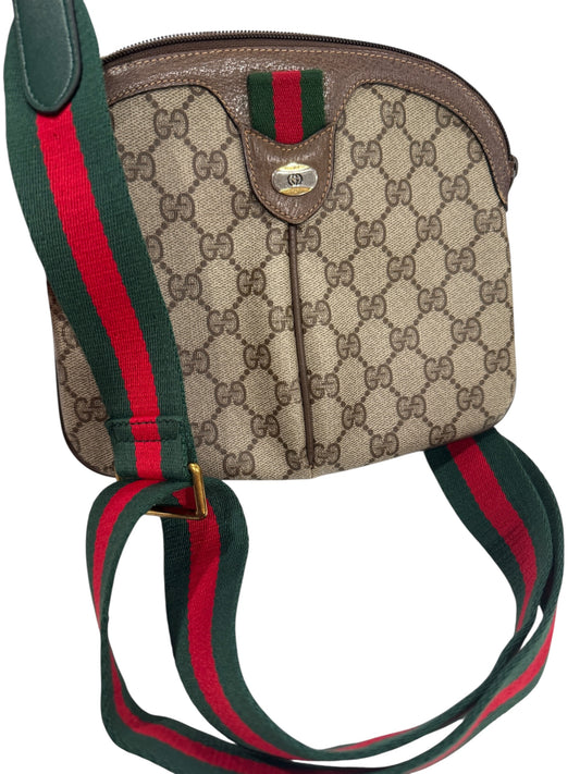 Gucci Sherry Line GG Supreme Canvas Crossbody Bag With Unbranded Strap