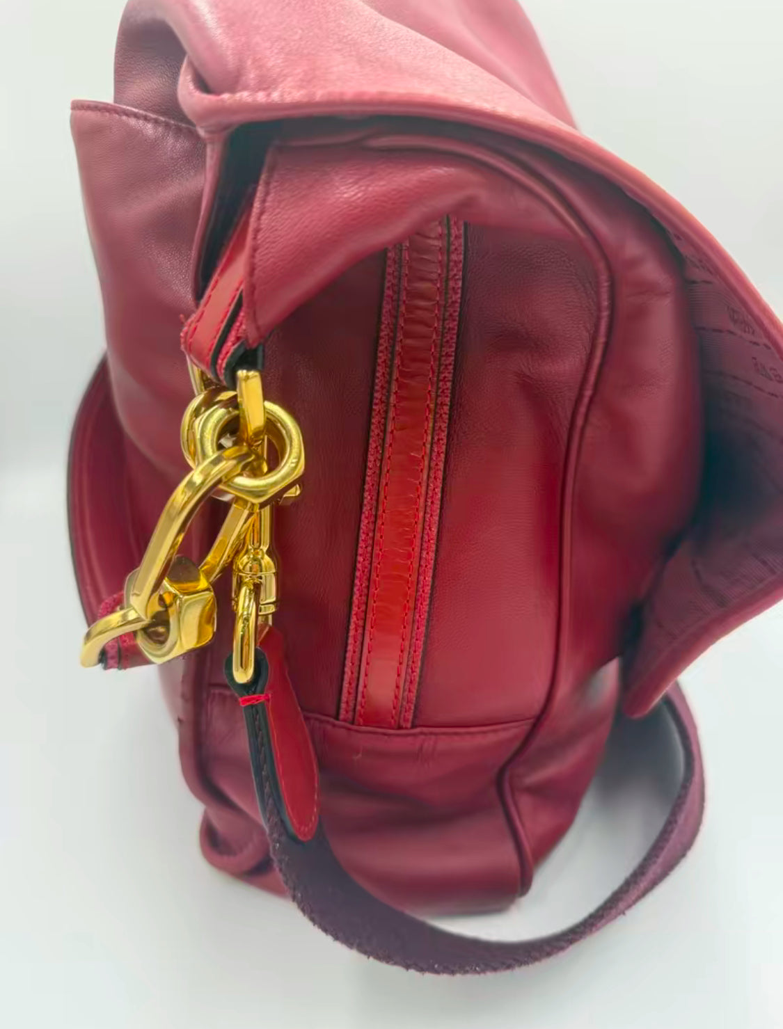 Loewe Red Red Leather Shoulder/Crossbody Bag