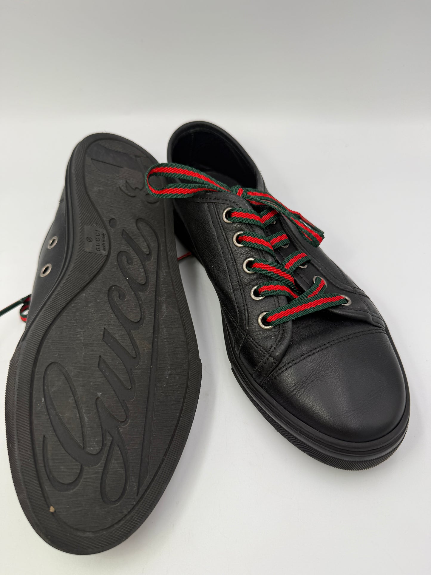 Gucci Black Leather Low Top Sneakers