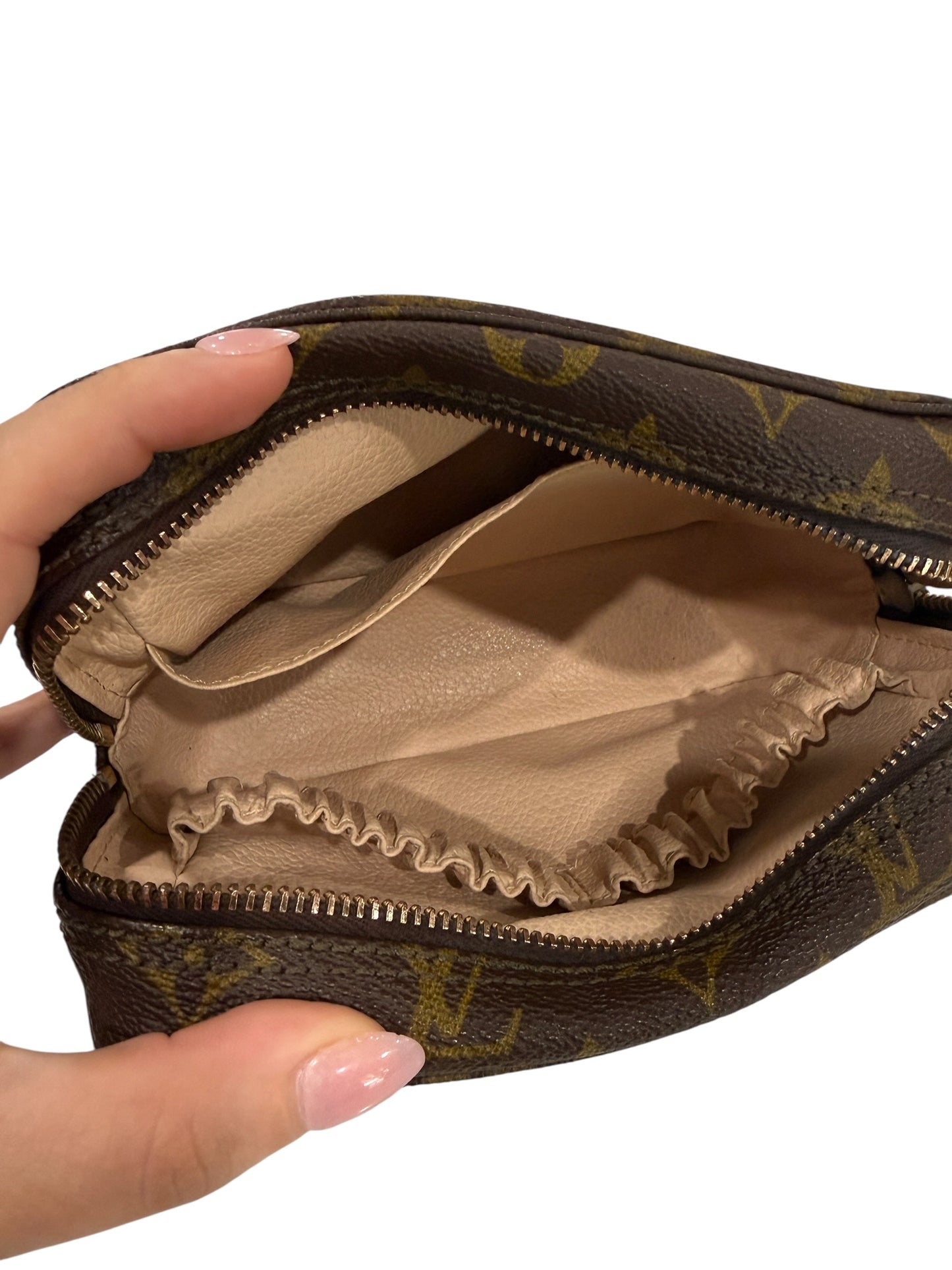Louis Vuitton Monogram Coated Canvas Toiletry 18 cm
