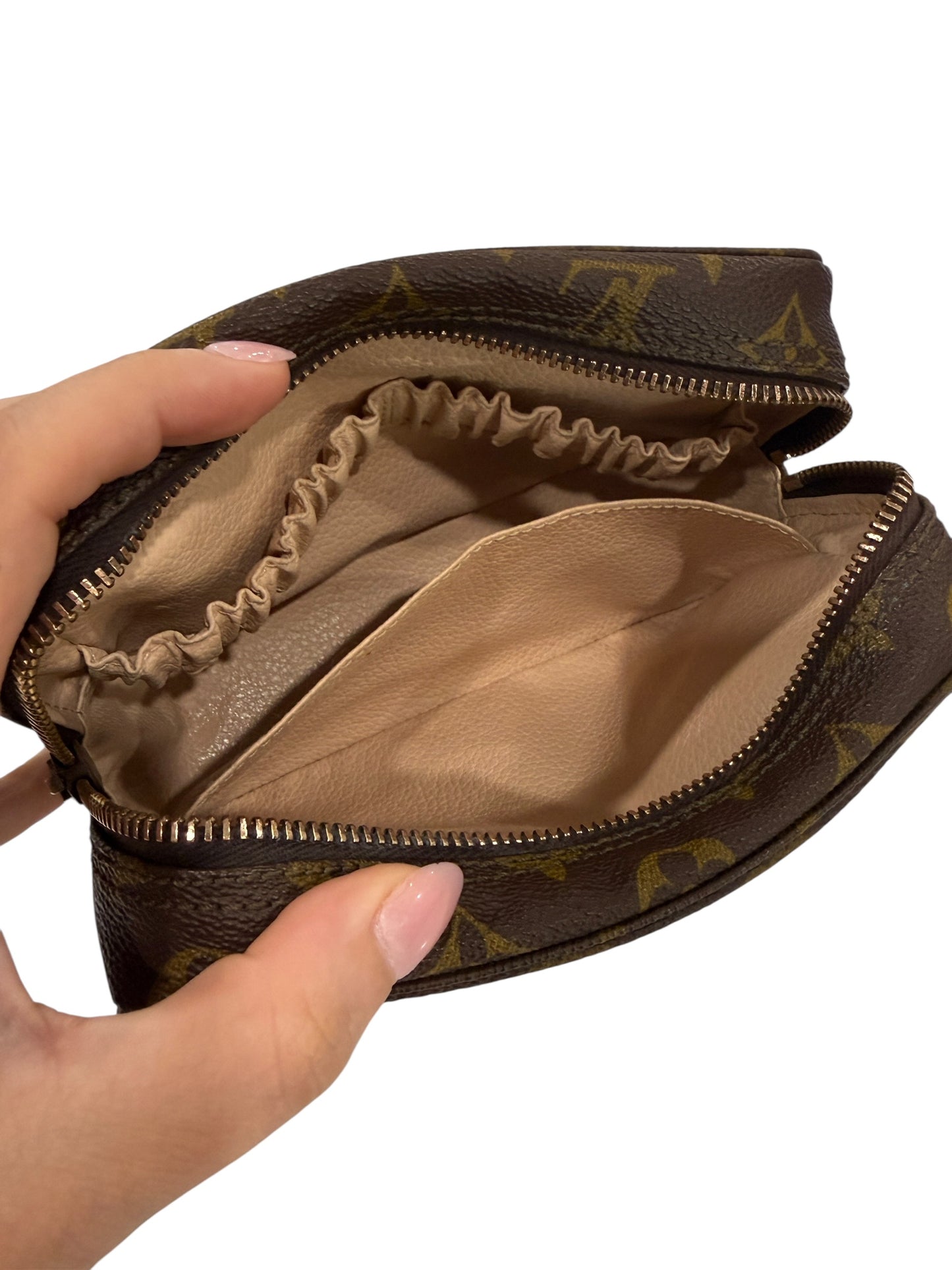 Louis Vuitton Monogram Coated Canvas Toiletry 18 cm
