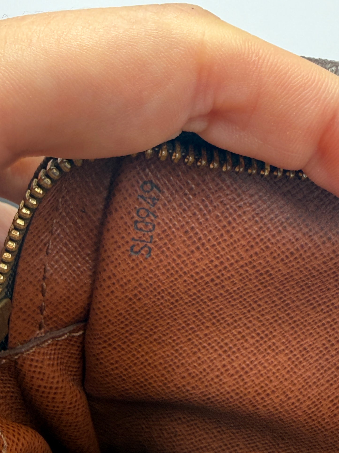 Louis Vuitton Monogram Danube Crossbody SL0949