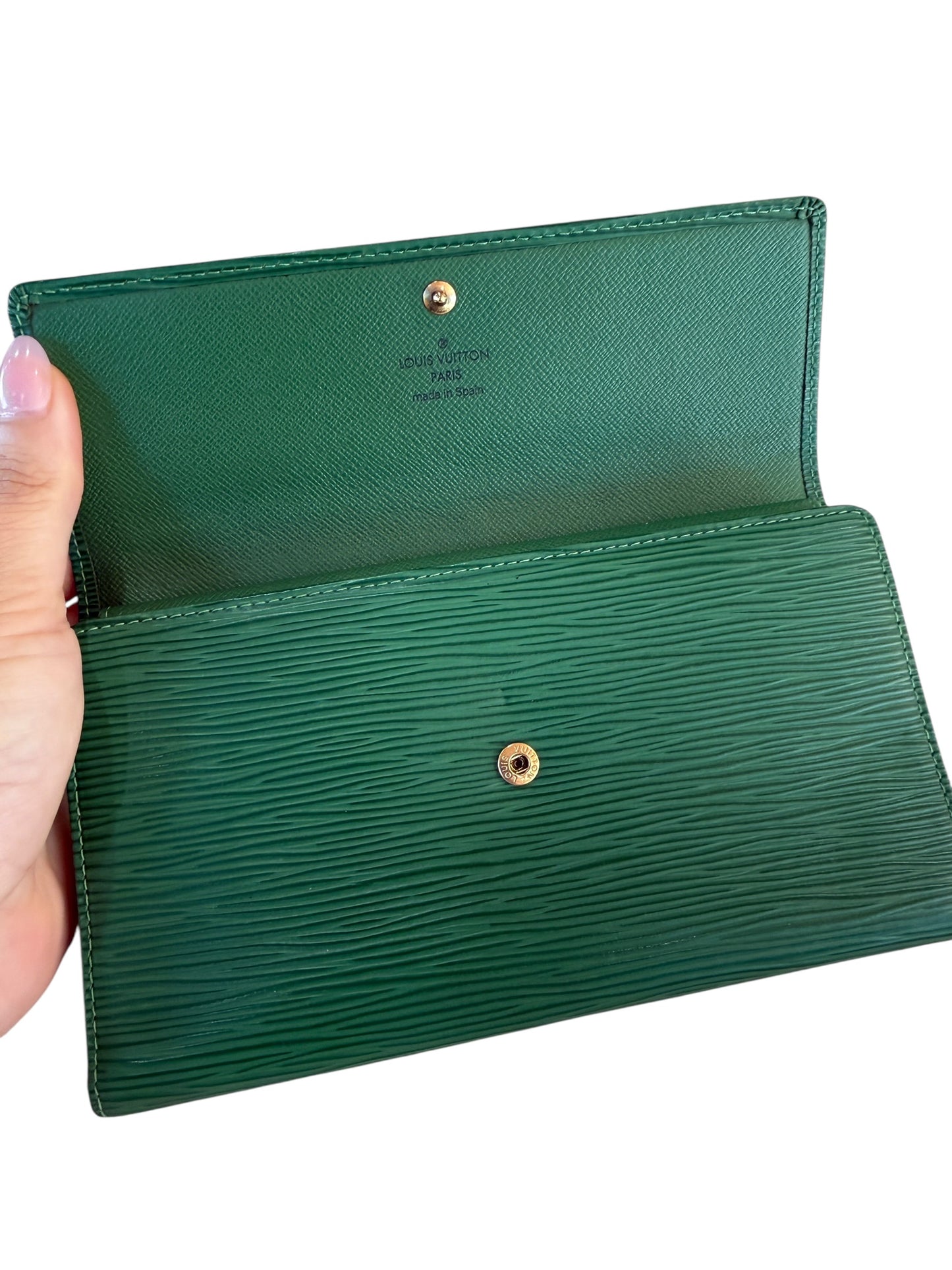 Louis Vuitton Green Epi Leather Continental Wallet With Chain & Insert CA0928