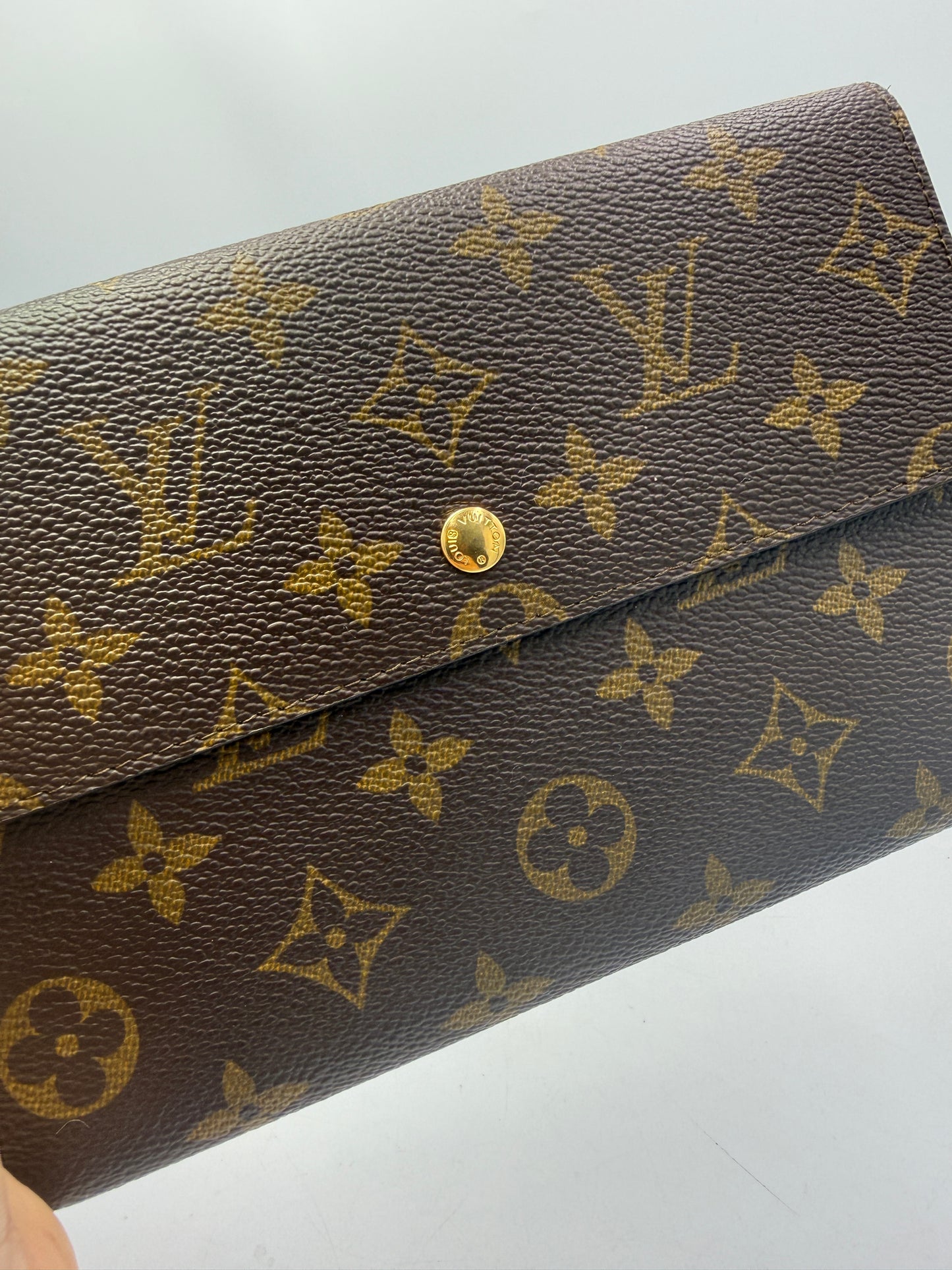 Louis Vuitton Monogram Passport Wallet With Box 892AN