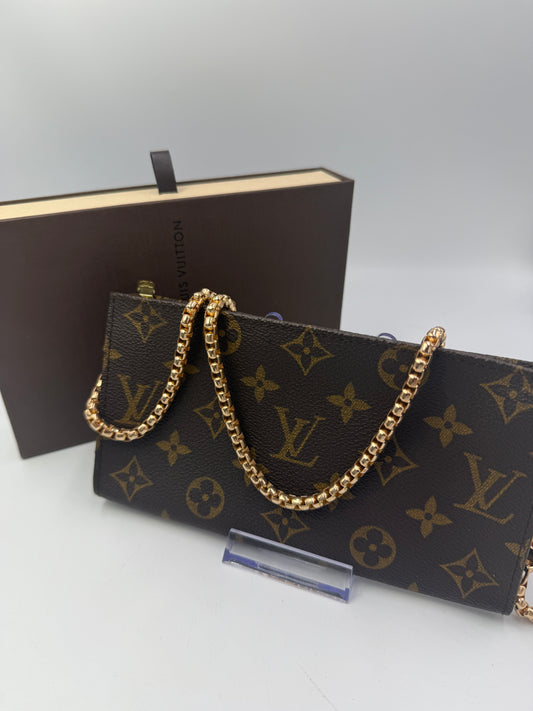 Louis Vuitton Monogram Toiletry Pouch 19 With Box And Chain FL0090
