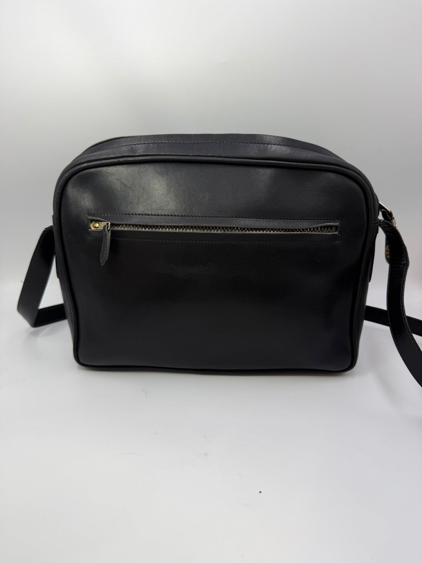 Gucci Vintage Black Leather Sherry Line Shoulder Bag