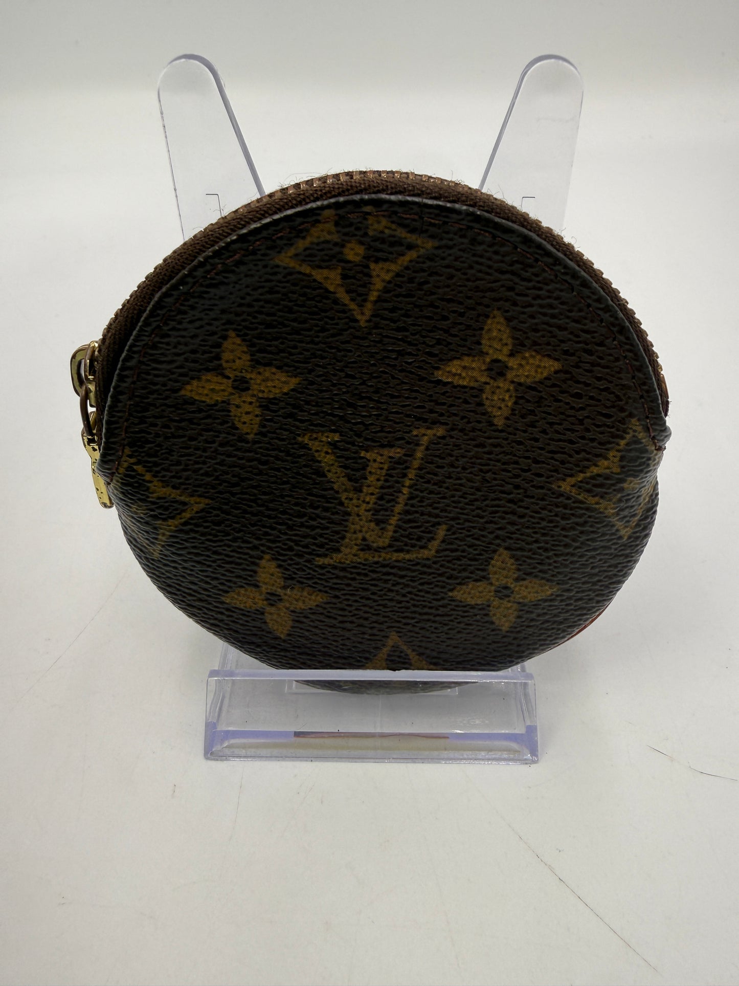 Louis Vuitton Monogram Round Coin Case CT0053