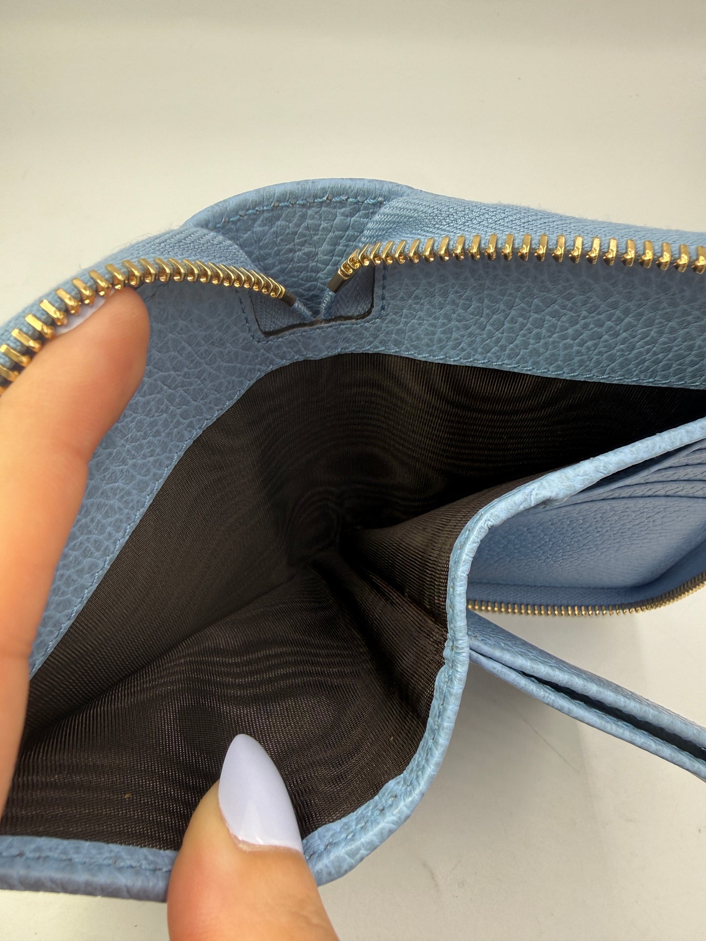 Gucci Guccissima Canvas Zippy Wallet Light Blue Interior
