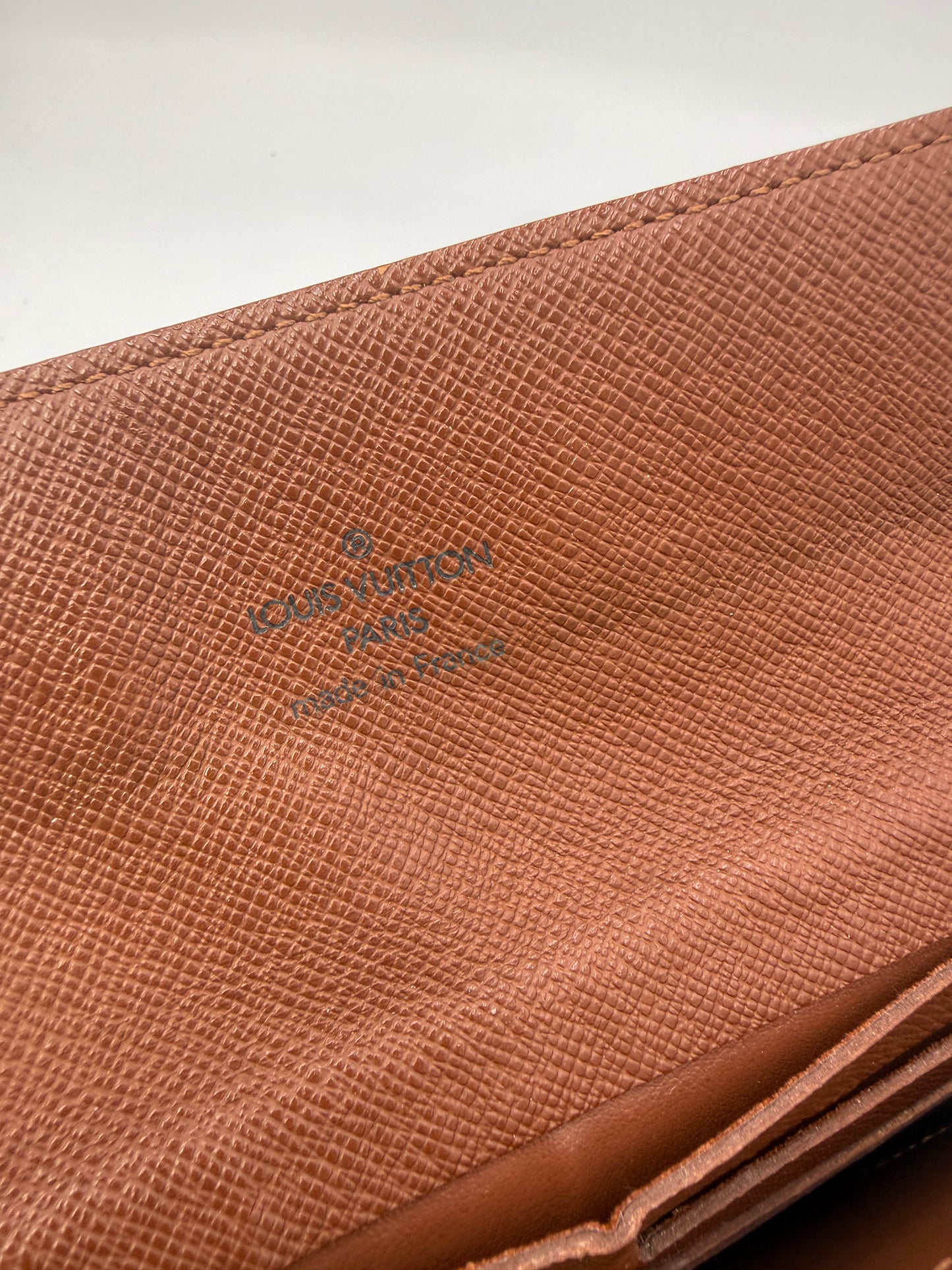 Louis Vuitton Monogram Coated Canvas Accordion Wallet TH0035