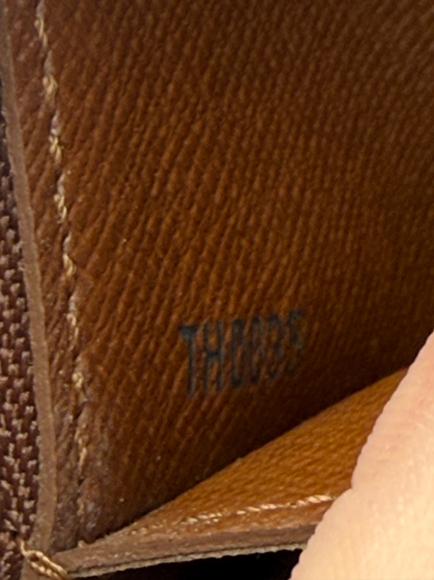 Louis Vuitton Monogram Coated Canvas Accordion Wallet TH0035