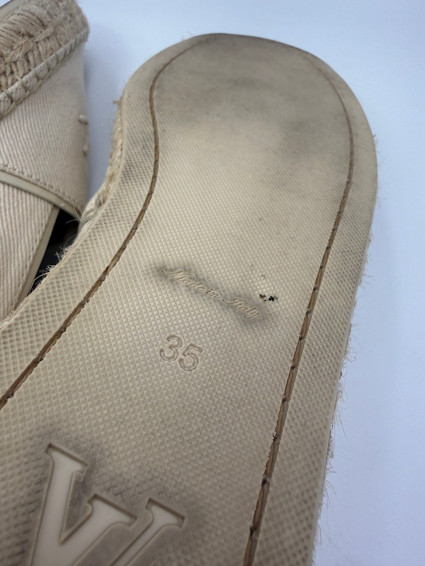Louis Vuitton Ivory Embroidered Espadrilles Size 5 CL1106