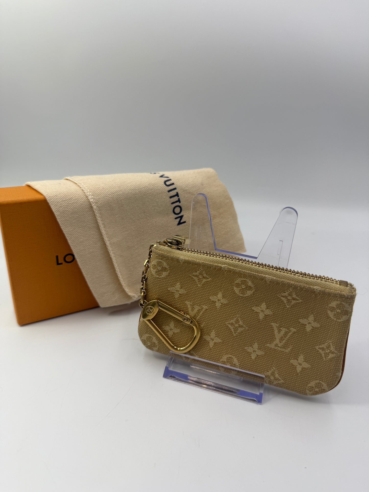 Louis Vuitton Beige Mini Lin Key Cles With Box CA1004