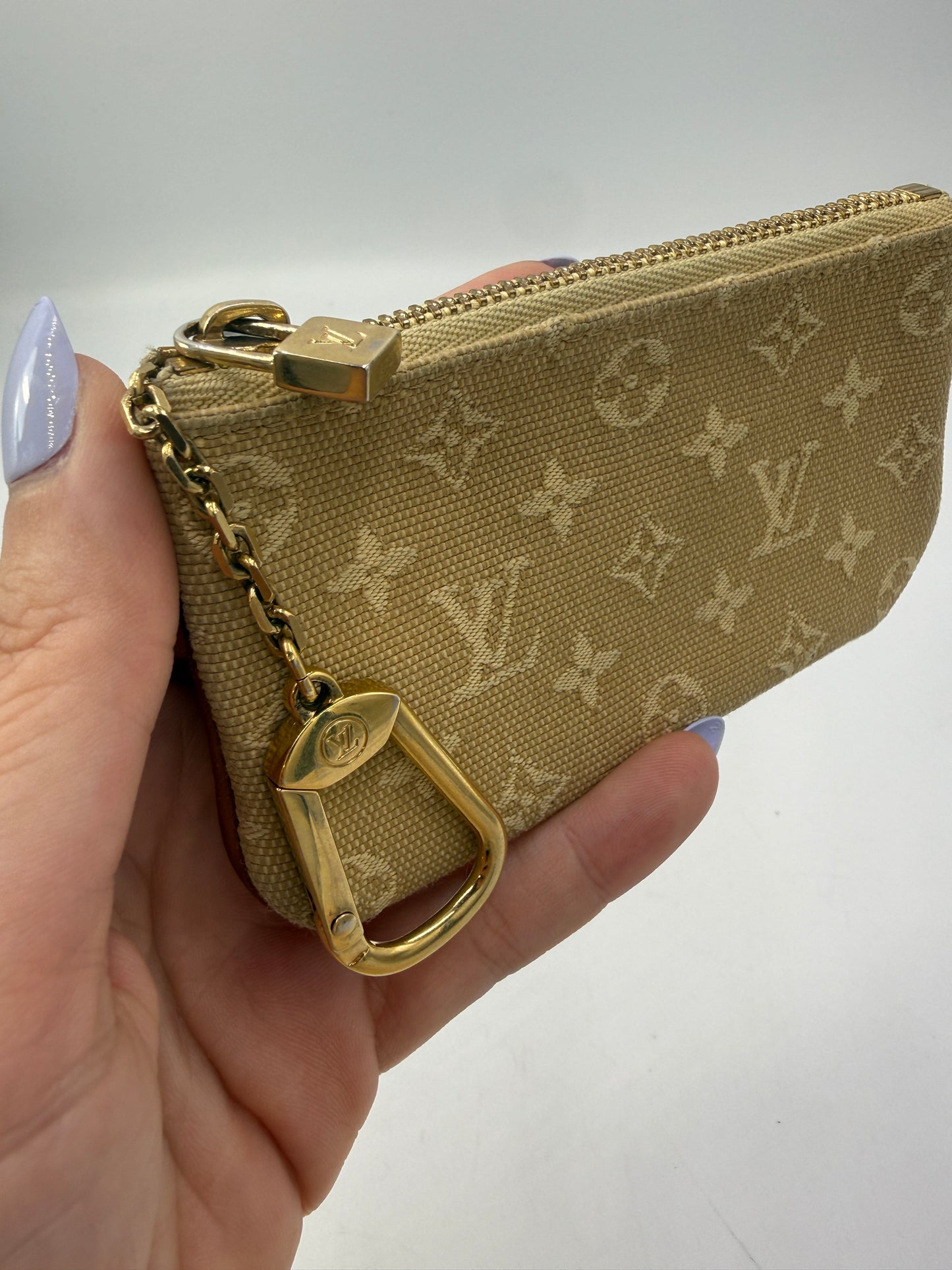 Louis Vuitton Beige Mini Lin Key Cles With Box CA1004