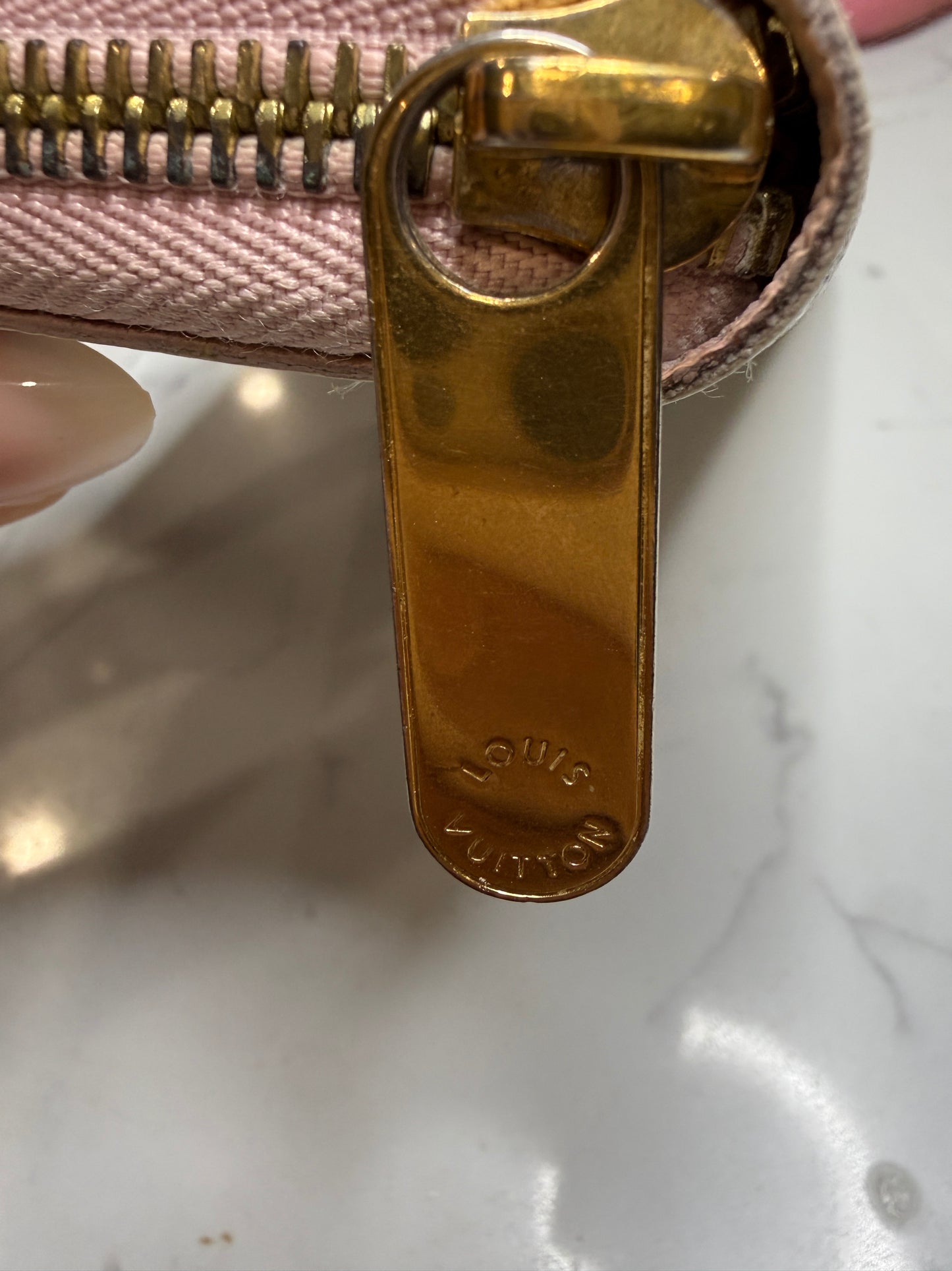Louis Vuitton Damier Azur Zippy Wallet GI0198