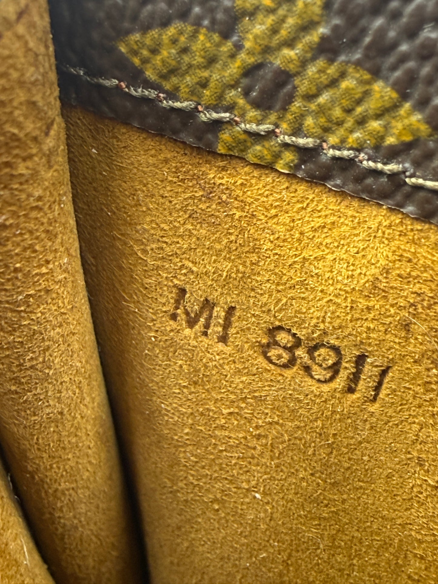 Louis Vuitton Monogram Reading Glasses Case MI8911