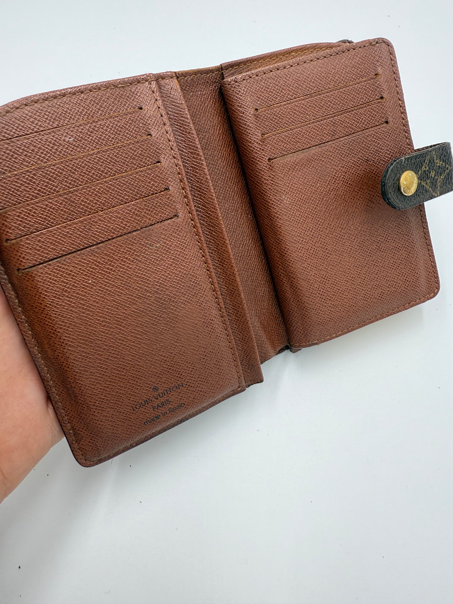Givvy Louis Vuitton Monogram Coated Canvas Kisslock Wallet