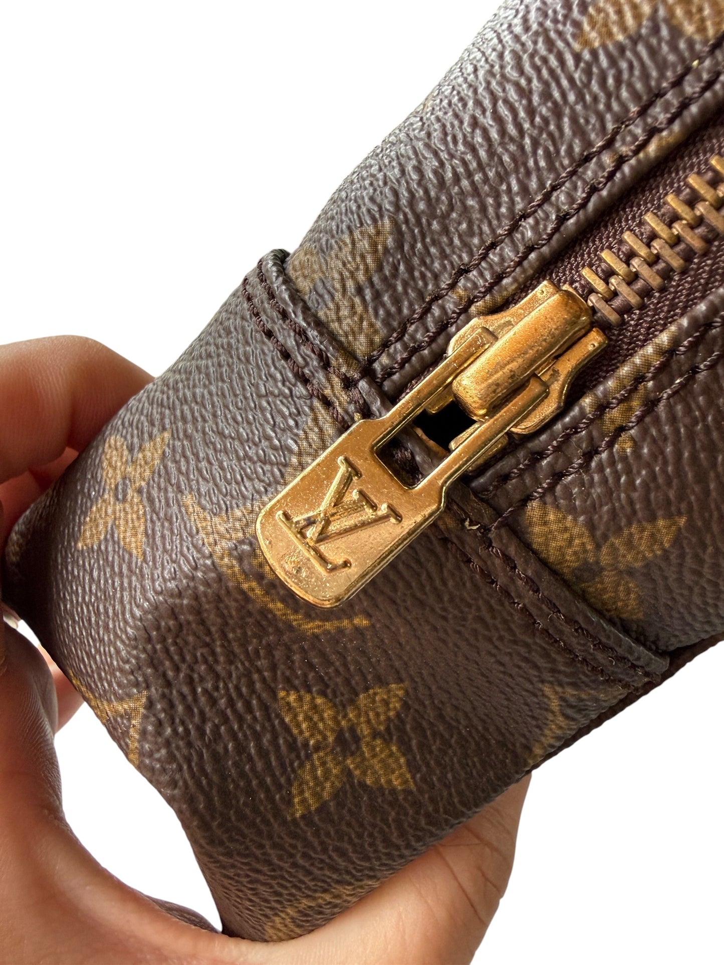 Louis Vuitton Monogram Coated Canvas Toiletry 28 cm 873TH