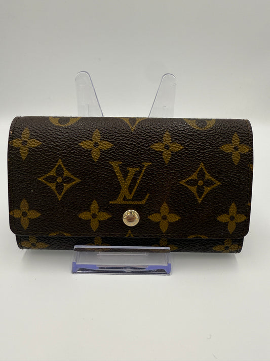 Louis Vuitton Monogram Coated Canvas Compact Sarah Wallet