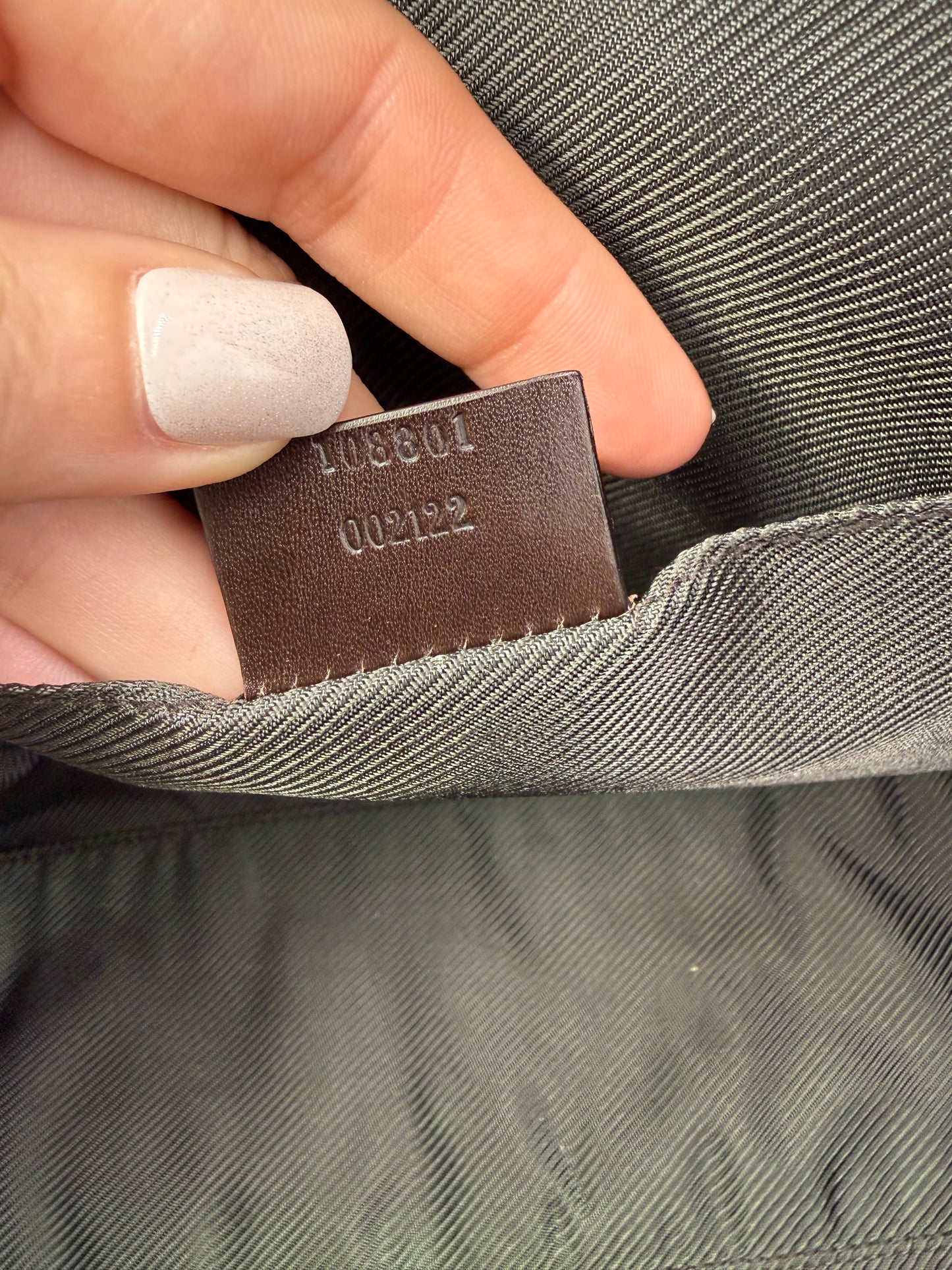Gucci Supreme Coated Canvas Zippered Toiletry Unisex