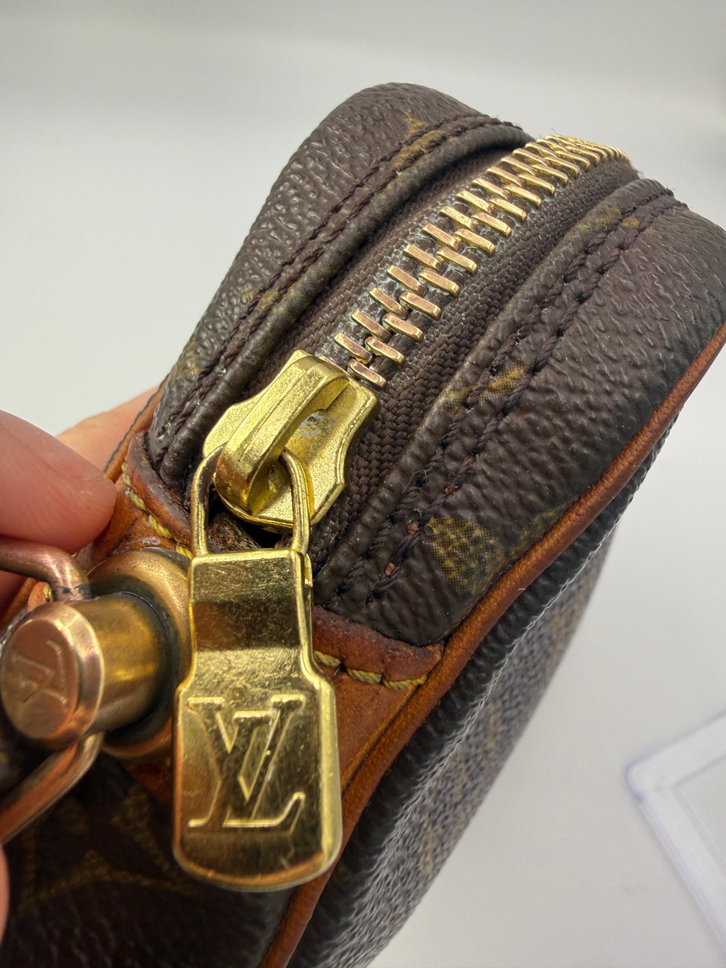 Louis Vuitton Monogram Coated Canvas Wristlet 22 cm TH8909